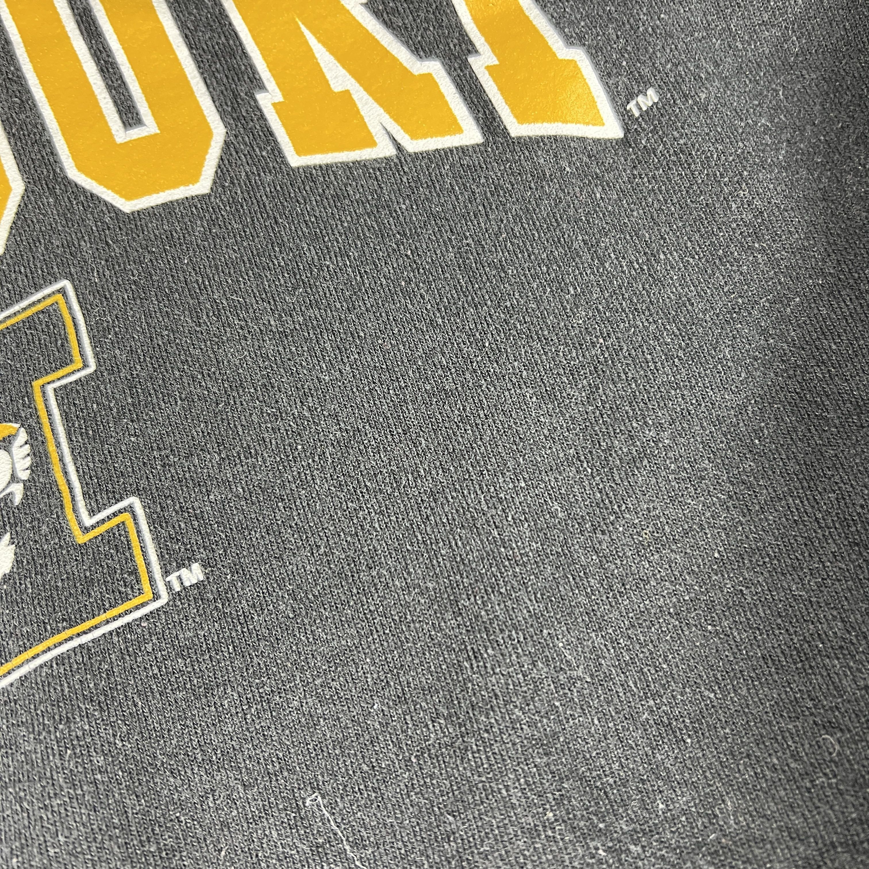 NCAA × Russell Athletic Y2K Russell Missouri Tigers Sweatshirt Faded Logo Hoodie Size US XXL / EU 58 / 5 - 4 Thumbnail