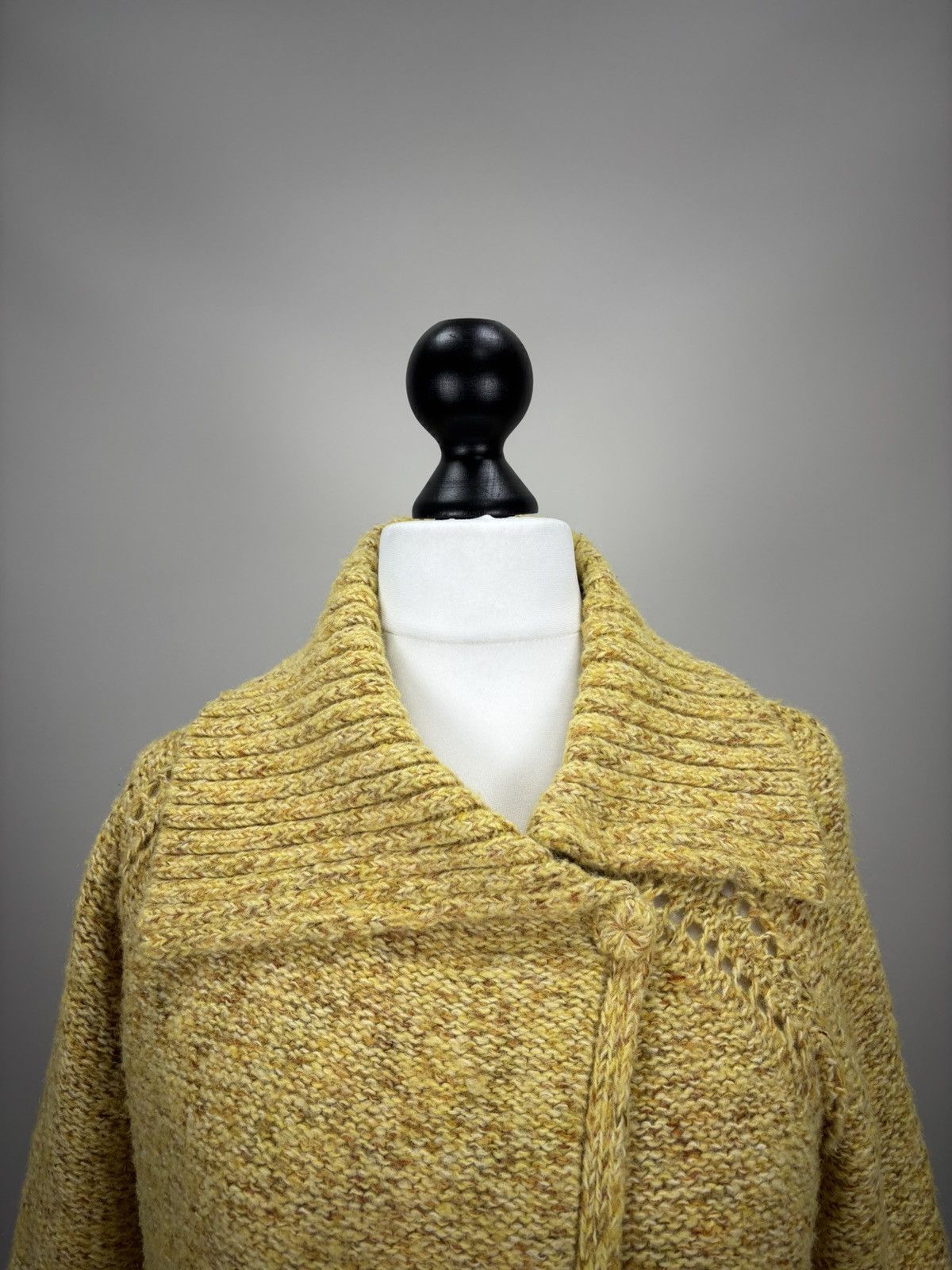 Laura Ashley Womens sweater cape Laura Ashley Size 12 Color Yellow Size XL / US 12-14 / IT 48-50 - 3 Thumbnail