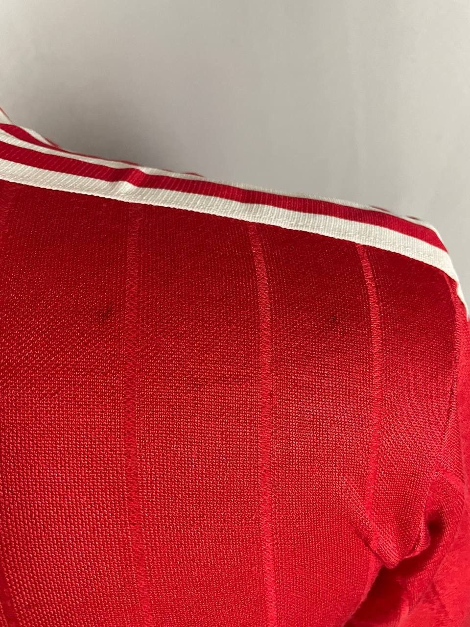 Adidas Adidas Manchester United Home Shirt 1982 Vintage Rare Size US L / EU 52-54 / 3 - 8 Thumbnail