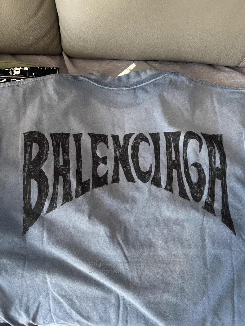 Balenciaga Balenciaga Letter Logo Embroidered Crew Neck Short Sleeve Size US XS / EU 42 / 0 - 2 Thumbnail