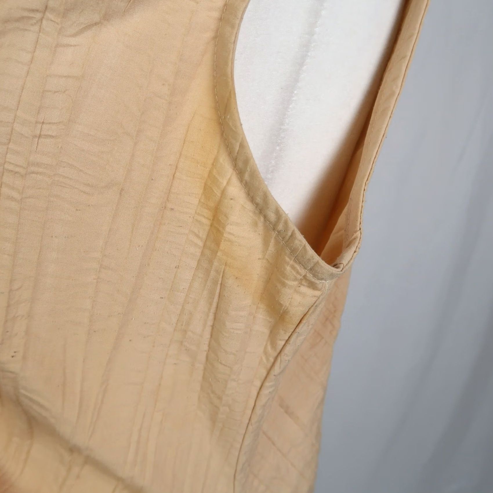Vintage Farinaz Taghavi Tan Blouse Top Sleeveless Ruffle Front Size 8 Size M / US 6-8 / IT 42-44 - 8 Thumbnail