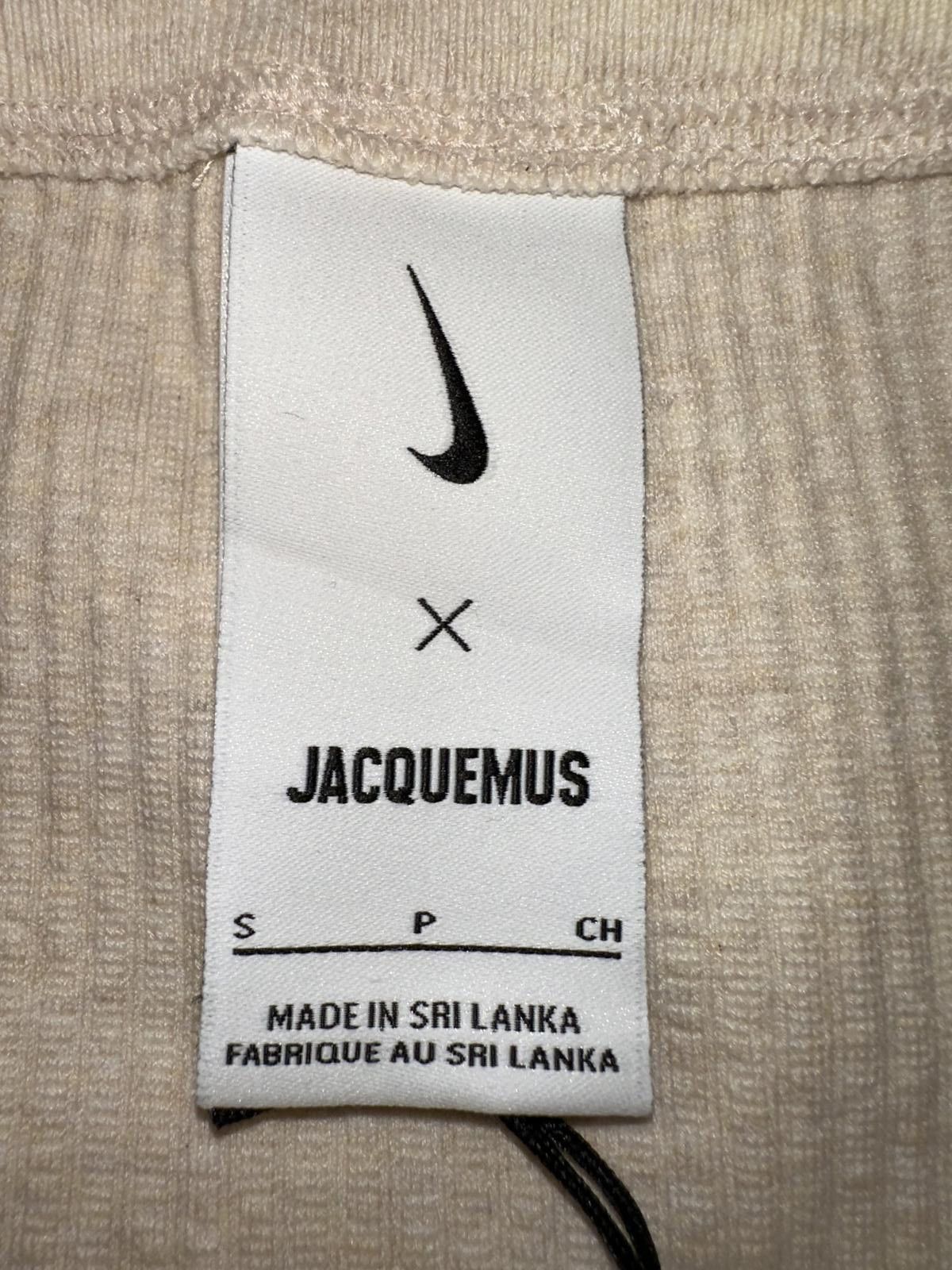 Nike Nike x Jacquemus Le Short Off-White Size 28" / US 6 / IT 42 - 4 Thumbnail