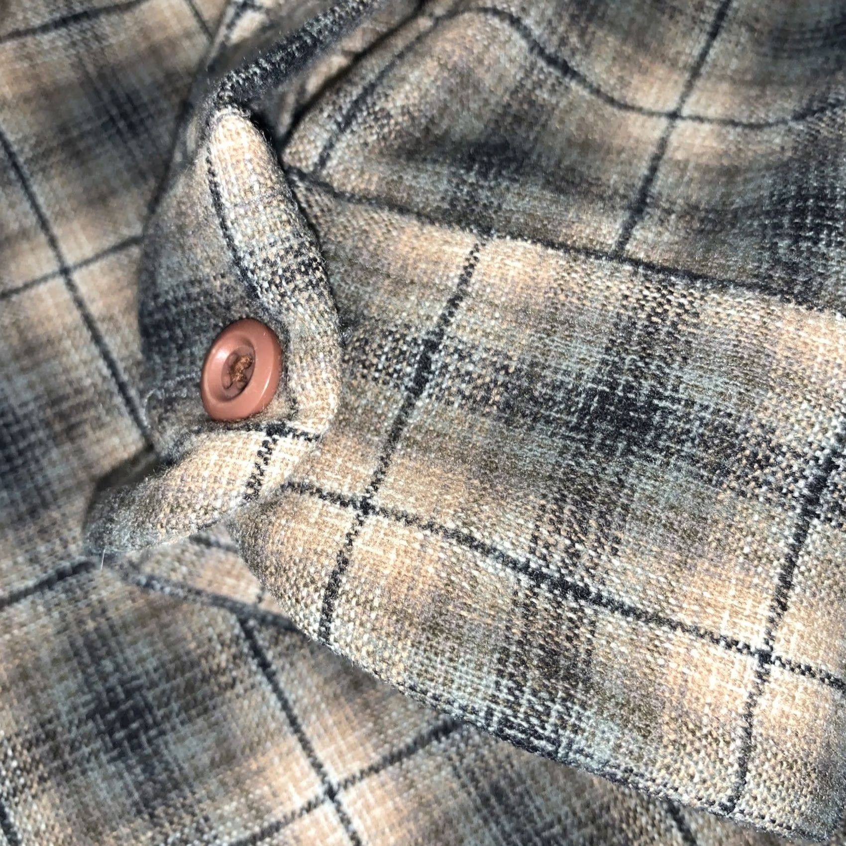 Pendleton VINTAGE Pendleton Board Shirt Wool Brown Shadow Plaid Loop Collar Mens Large Size US L / EU 52-54 / 3 - 5 Thumbnail