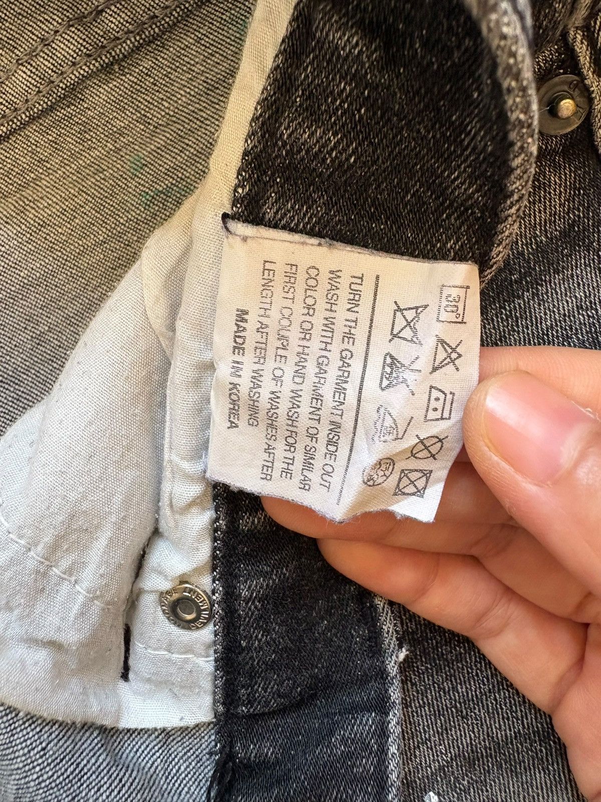 Japanese Brand Vintage Japanese Brand Paint Faded Wash Ripped Slim Jeans Size US 33 - 11 Thumbnail