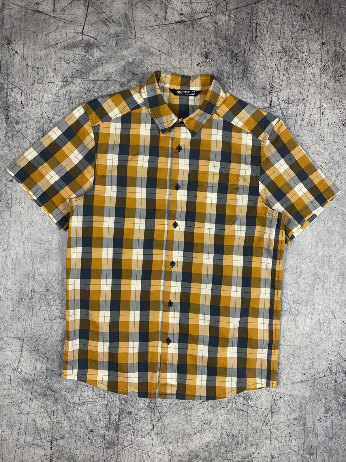Arc'teryx Arc’teryx Outdoor Life Drill Checkered Button Up Shirt Size US M / EU 48-50 / 2 - 2 Thumbnail