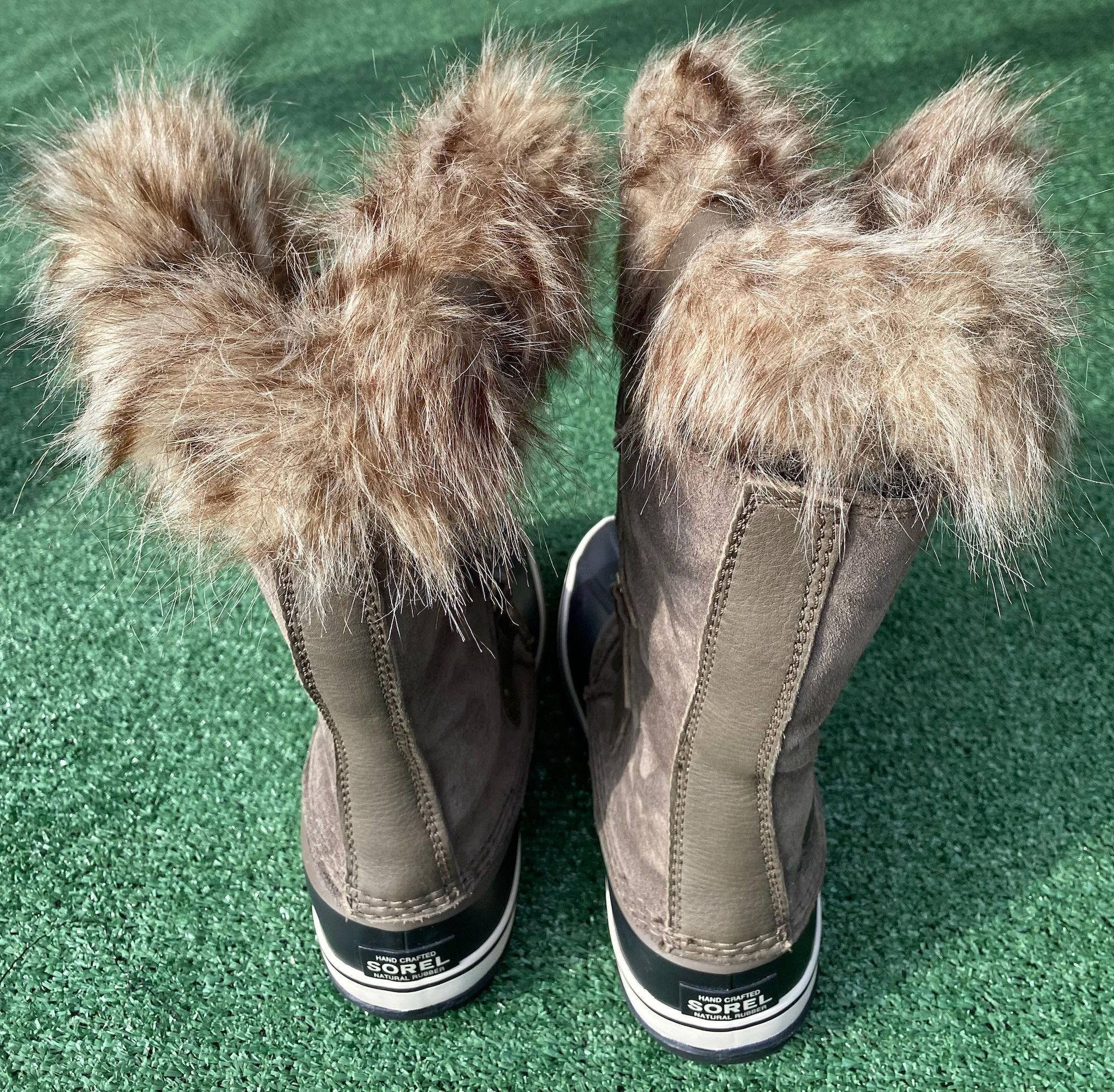 SOREL Sorel Joan Of Arctic Grey Suede Faux Fur Trimmed Boots 7.5 Size US 7.5 / IT 37.5 - 8 Thumbnail
