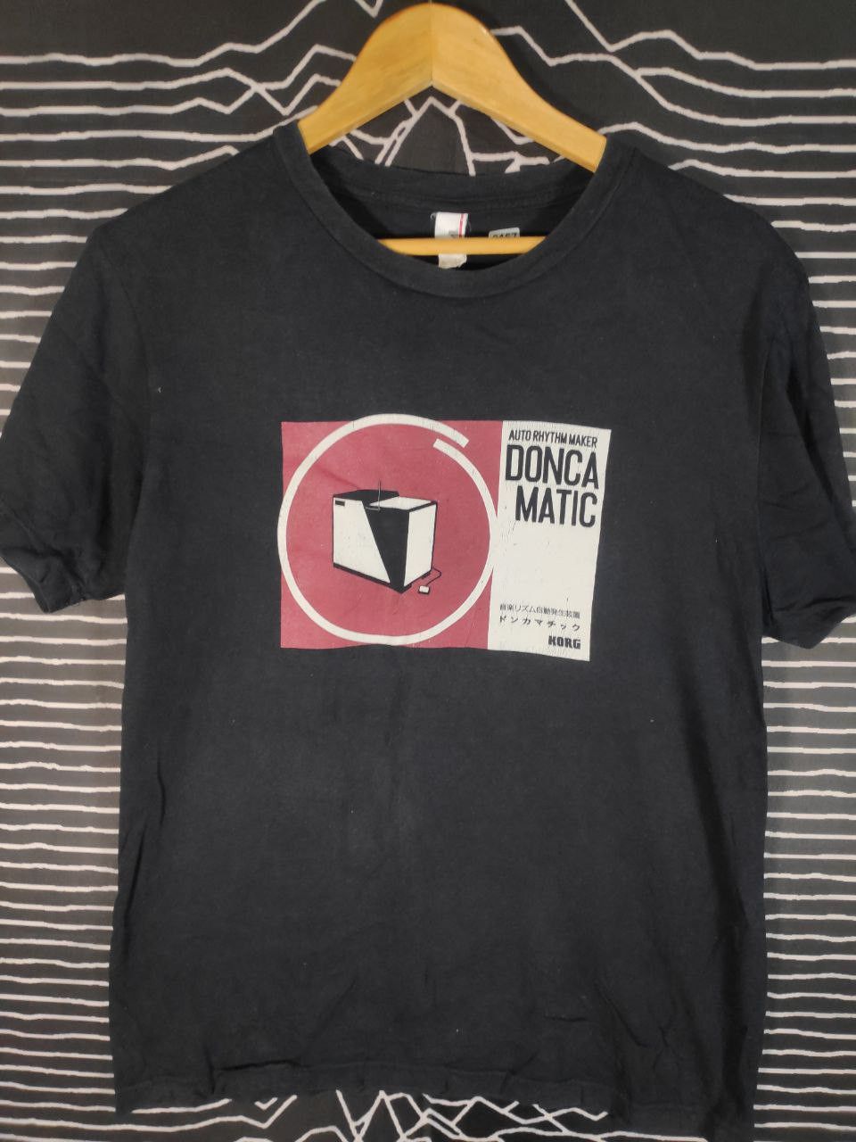 Band Tees × Vintage KORG Donca Matic Synthesizers Music Equipment Tee Size M Size US M / EU 48-50 / 2 - 3 Thumbnail