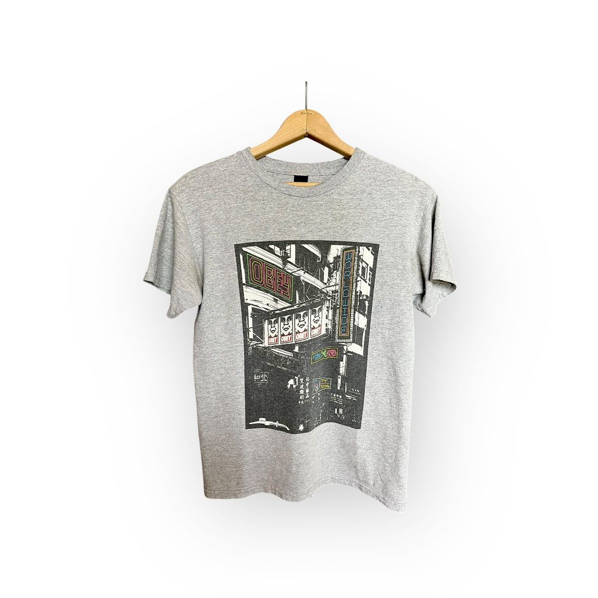 Obey OBEY Graphic T-Shirt Grey City Sign Print small Size US S / EU 44-46 / 1 - 1 Thumbnail