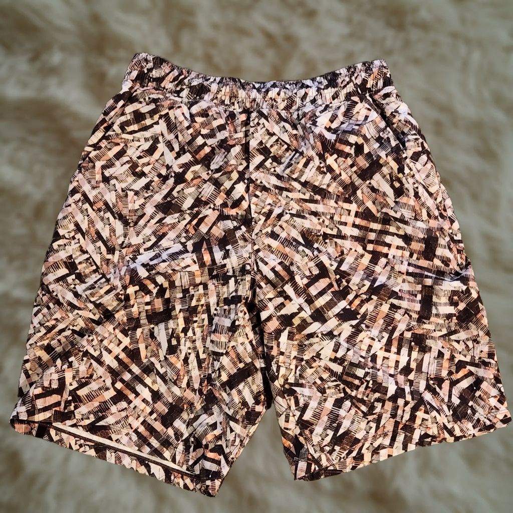 Lululemon Lululemon Pace Breaker Shorts Mens Large Athletic Gym Sport Size US 29 - 1 Thumbnail