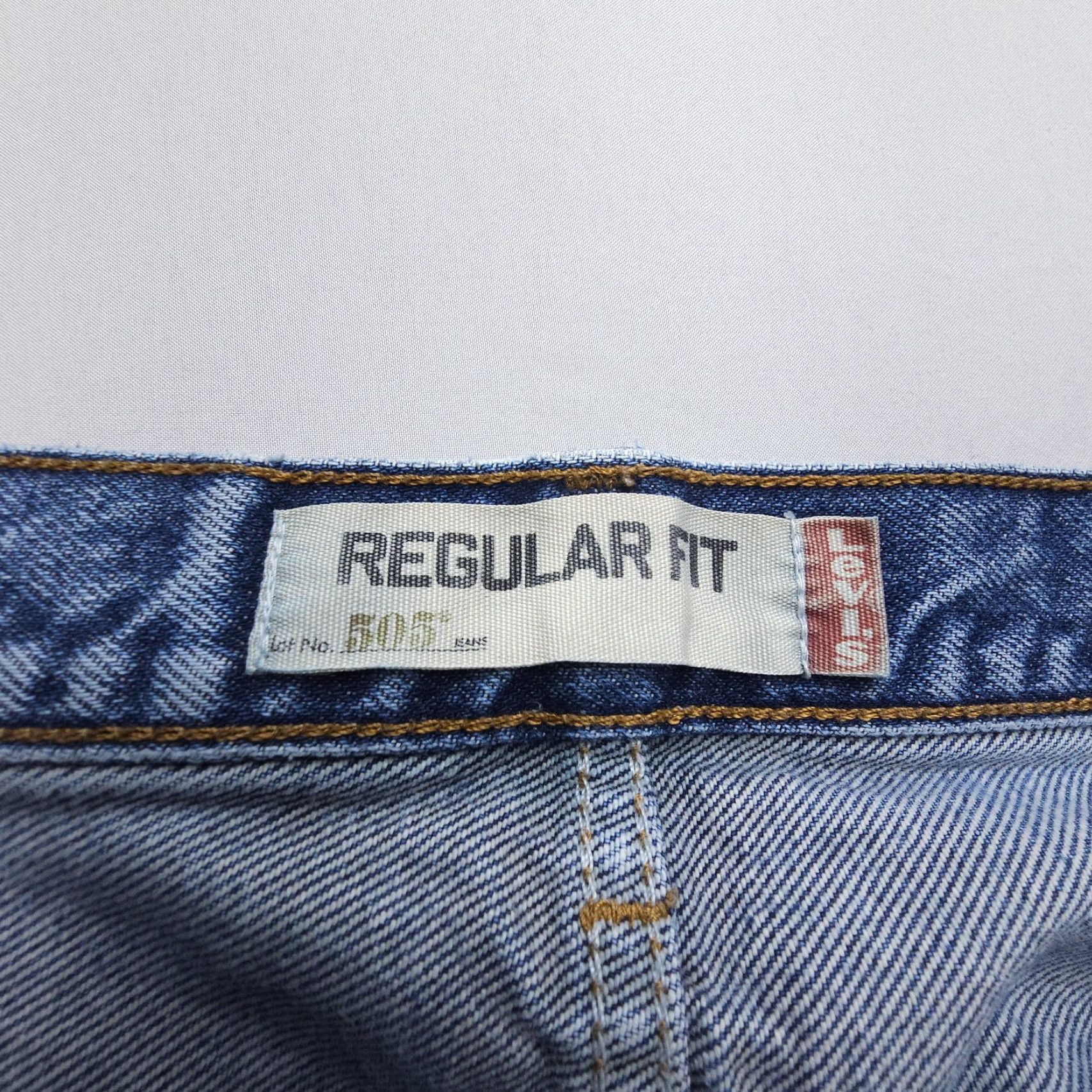 Levi's Levi's Jeans 505 Straight Leg Mens 34 x 30 Inseam Distressed Denim Blue 5-Pocket Regular Fit Vintage: No Size US 34 / EU 50 - 3 Thumbnail