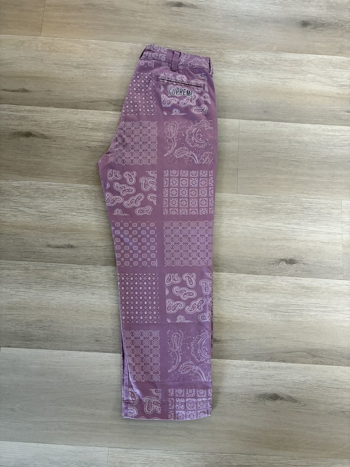 Supreme Supreme Paisley Grid Chino Pant SS20 Lilac Size US 32 / EU 48 - 2 Thumbnail