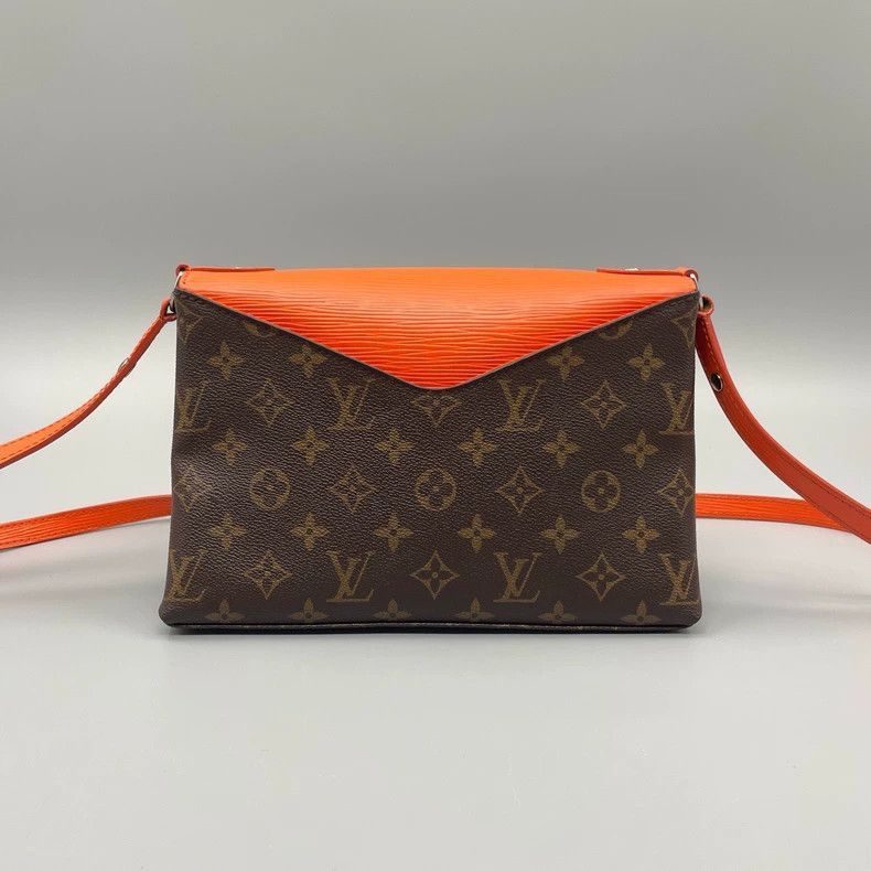 Louis Vuitton Louis Vuitton Louis Vuitton Envelope Crossbody Bag with Co Size ONE SIZE - 2 Thumbnail