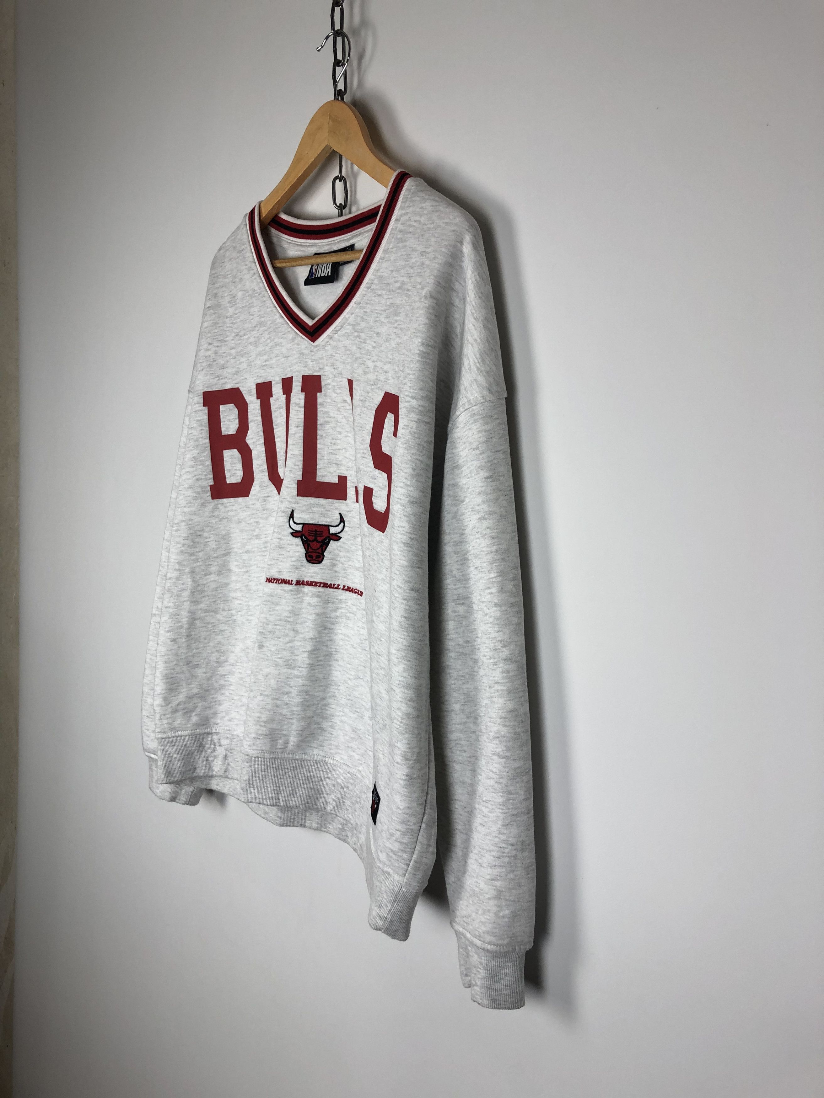 NBA NBA Chicago Bulls Sweatshirt Pullover Gray size M Size US M / EU 48-50 / 2 - 7 Thumbnail