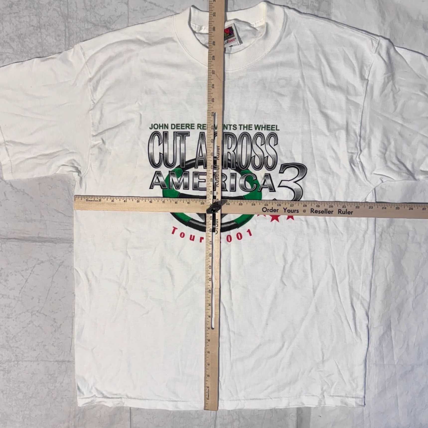 John Deere VINTAGE John Deere T-Shirt Logo shirt, White, XL, Men, Short Sleeve, Crew Neck, Regular, Cotton, 2000s, All Seasons, Machine Washable Size US XL / EU 56 / 4 - 6 Thumbnail