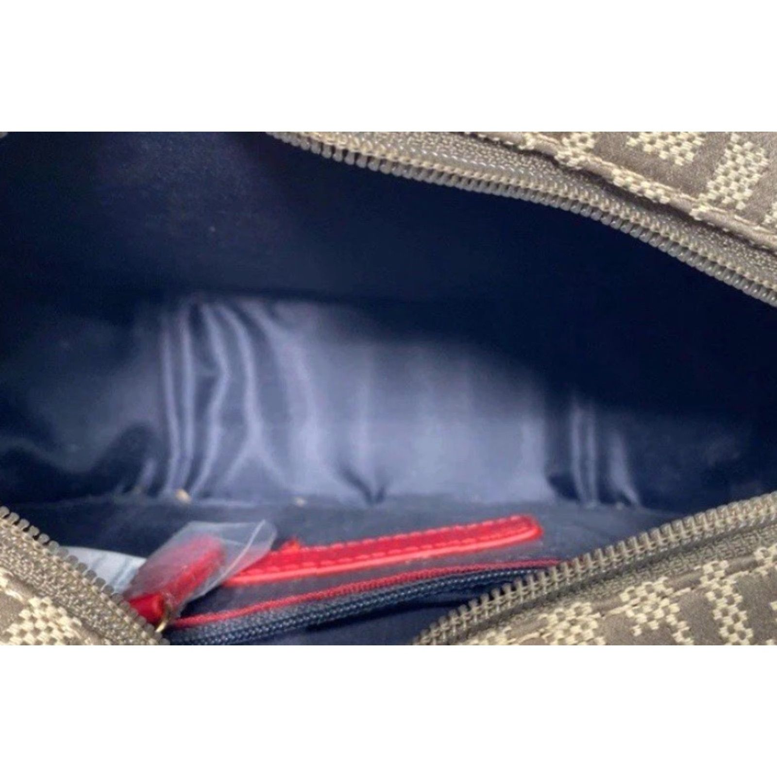 Tommy Hilfiger Women’s Tommy Hilfiger Designer Monogram Signature Canteen Crossbody Beige Purse Size ONE SIZE - 4 Thumbnail