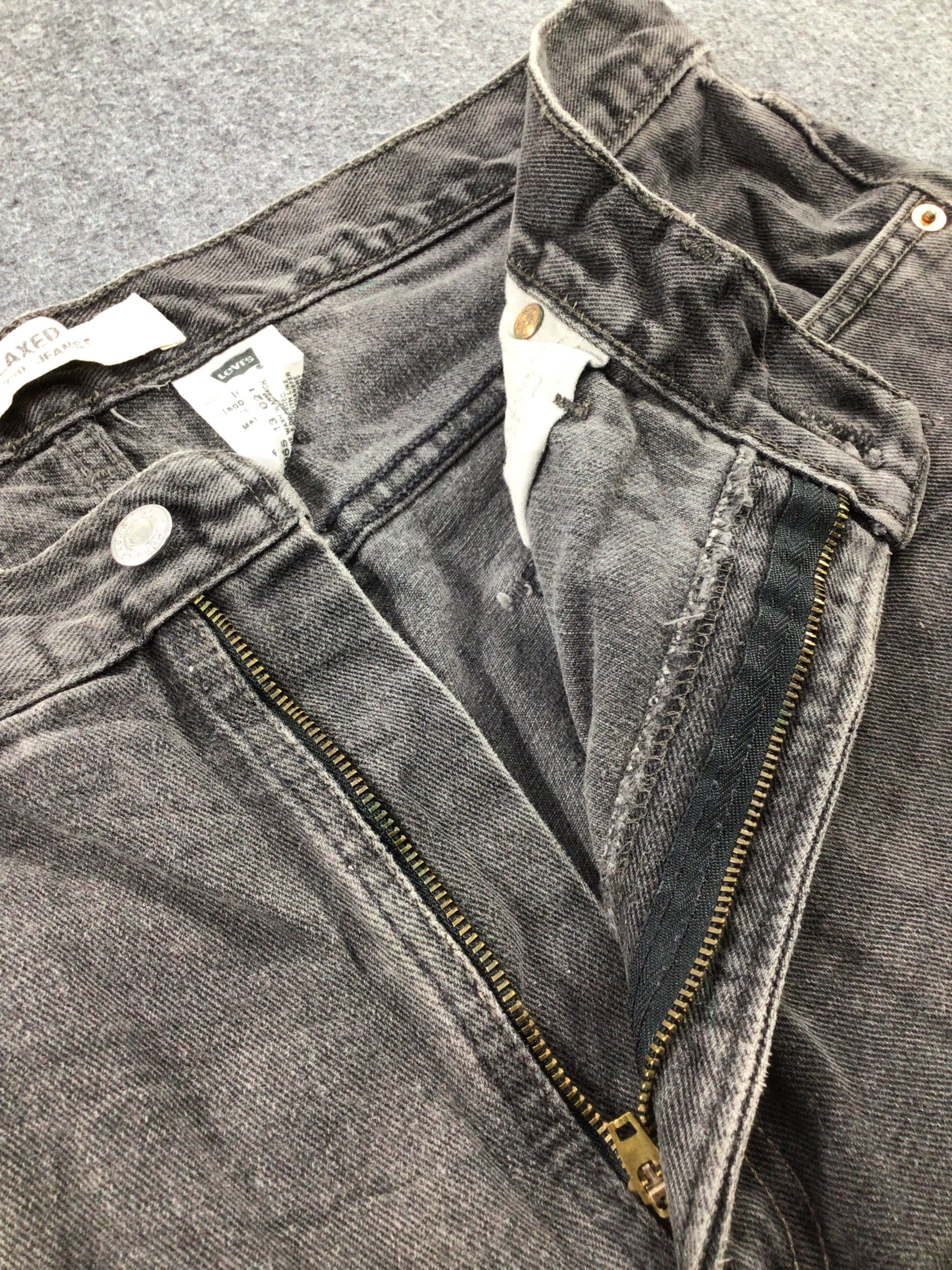 Levi's Vintage Levis 550 Jeans Faded Black Levi's Denim -J812 Size US 35 - 8 Thumbnail