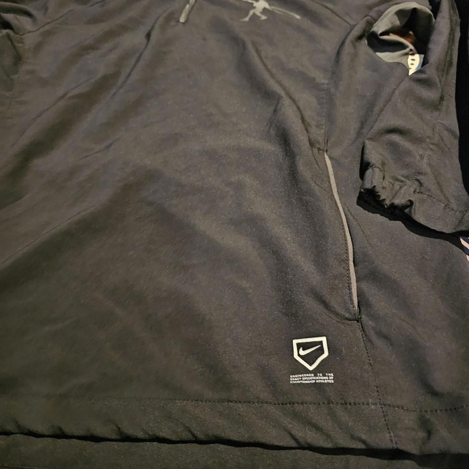 Nike Nike Men's Black and Grey Nike Swingman Griffy Jacket Size US S / EU 44-46 / 1 - 6 Thumbnail