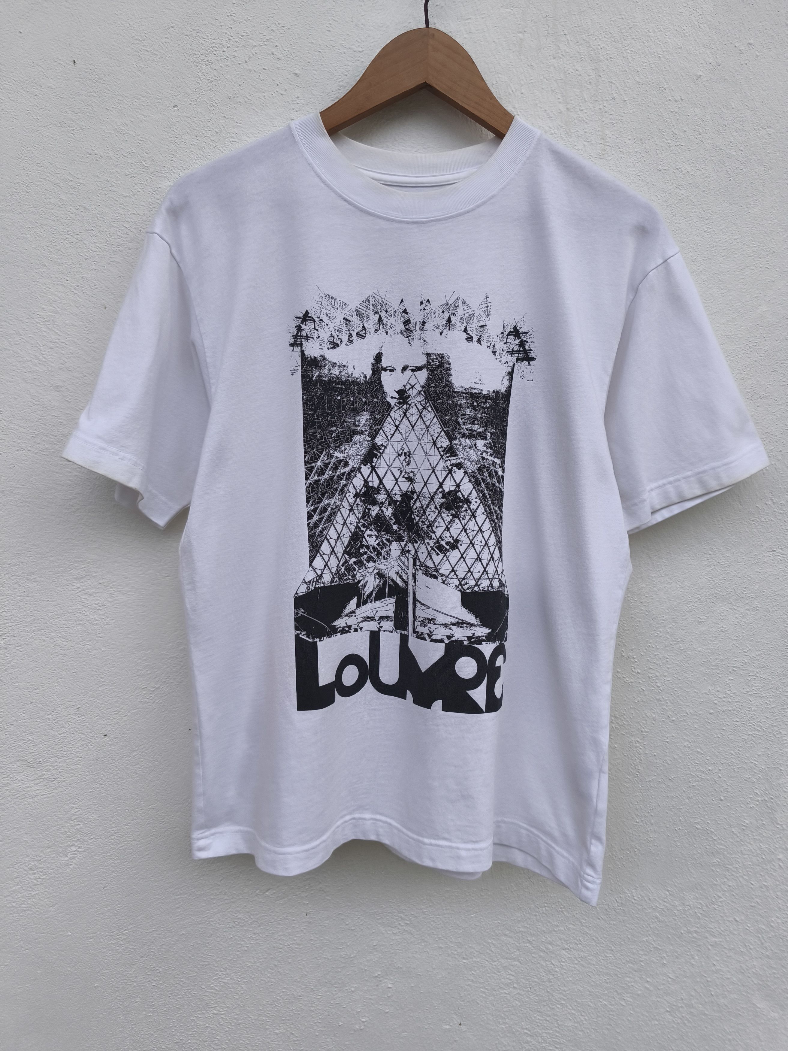 Uniqlo 🔥 Uniqlo X Louvere t shirt Monalisa Size US M / EU 48-50 / 2 - 2 Thumbnail