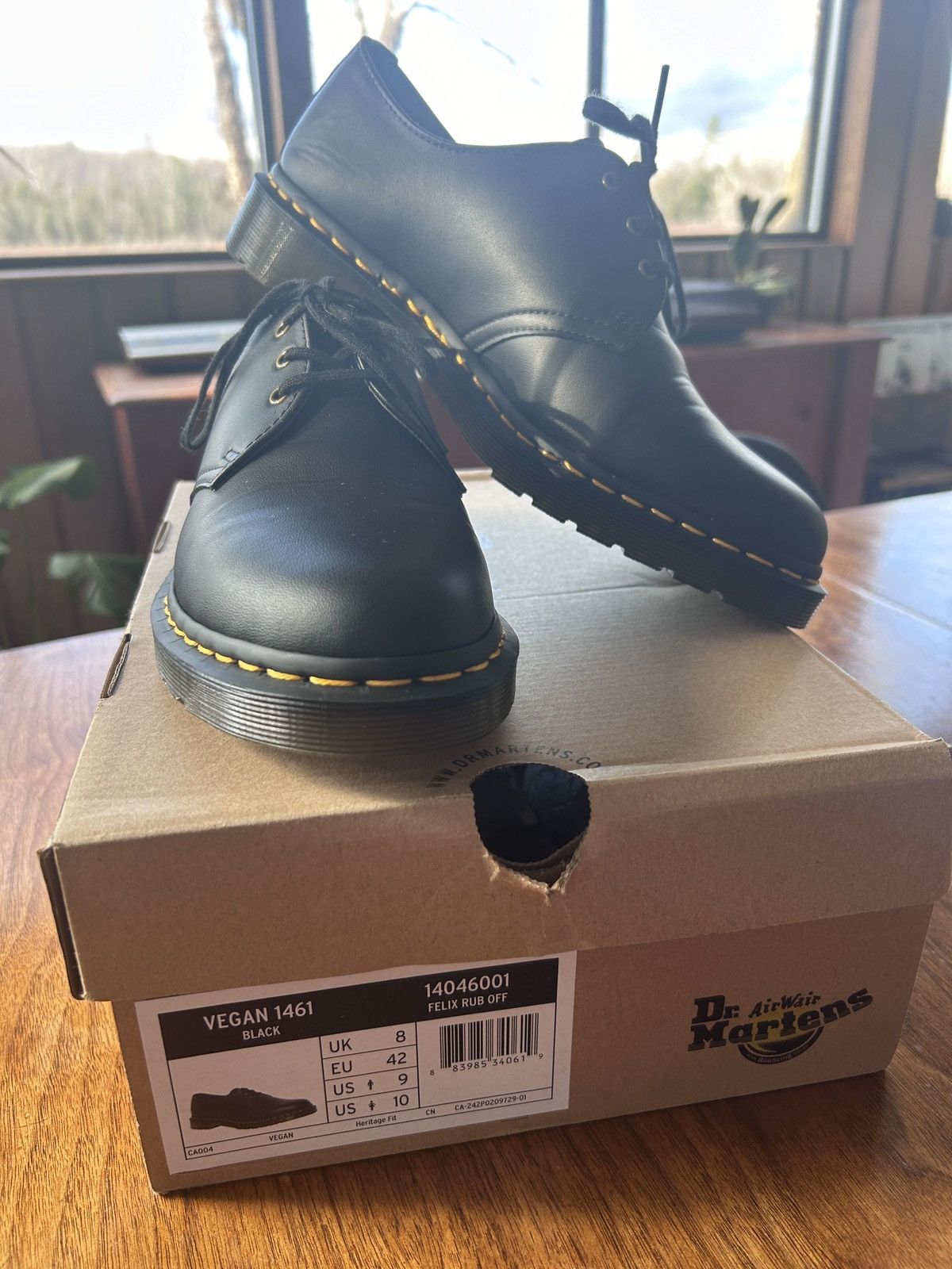 Dr. Martens Dr Martens 1461 Size US 9 / EU 42 - 2 Thumbnail