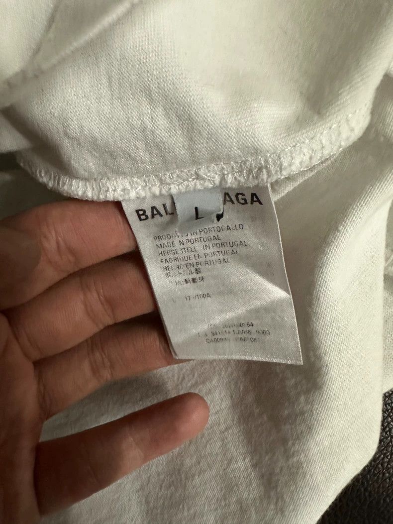 Balenciaga Balenciaga Short-sleeved shirt, castle design, white, cast Size US L / EU 52-54 / 3 - 6 Thumbnail