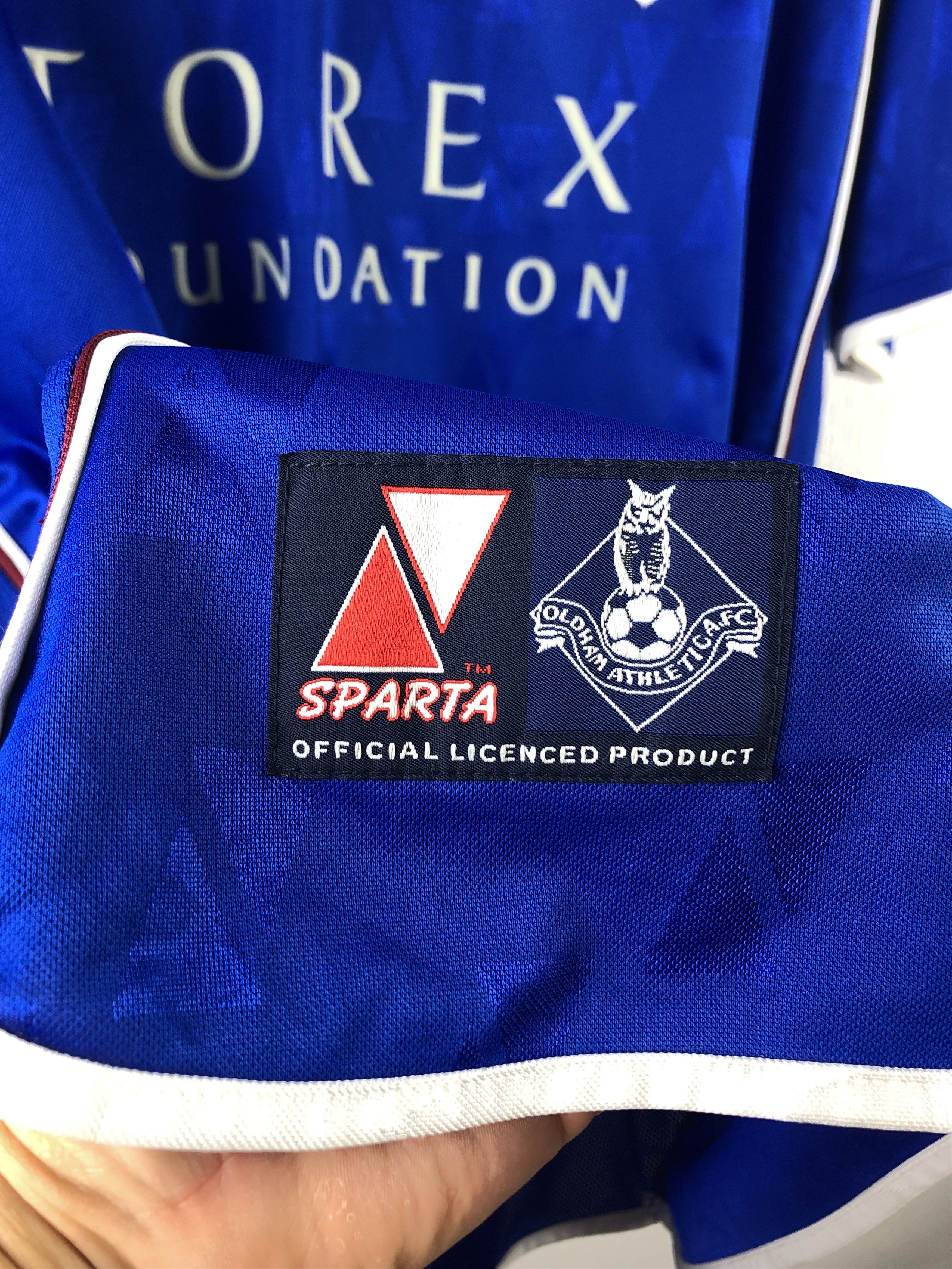 Vintage Oldham Athletic football shirt 2002 Soccer Jersey Trikot Size US XL / EU 56 / 4 - 7 Thumbnail