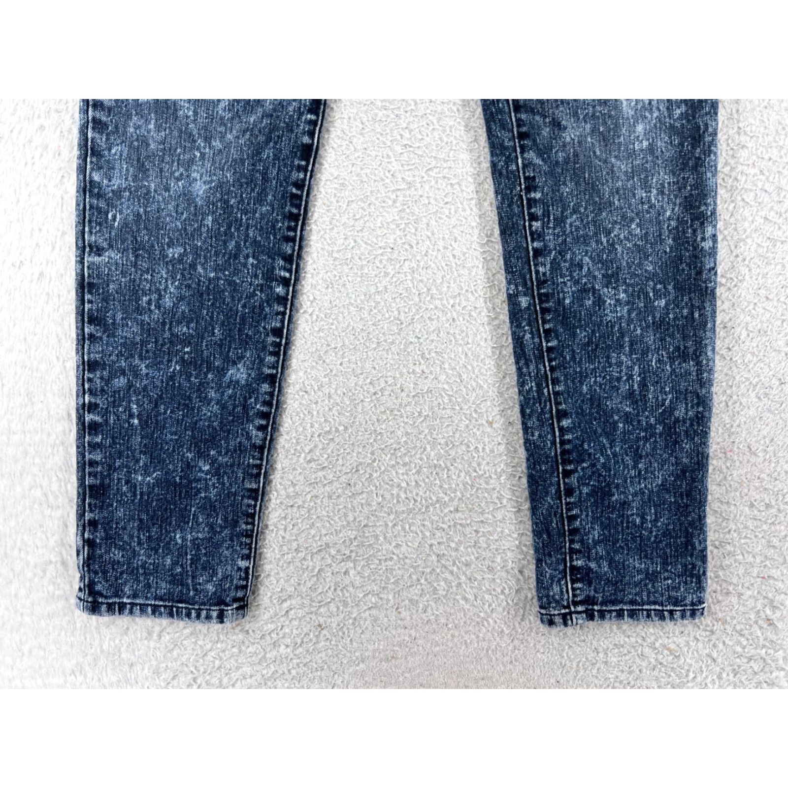 Denime Crane Jeans Juniors 9 Blue Denim Skinny 28x29 Low Rise 5-Pocket Button Closure Size 30" / US 8 / IT 44 - 5 Thumbnail