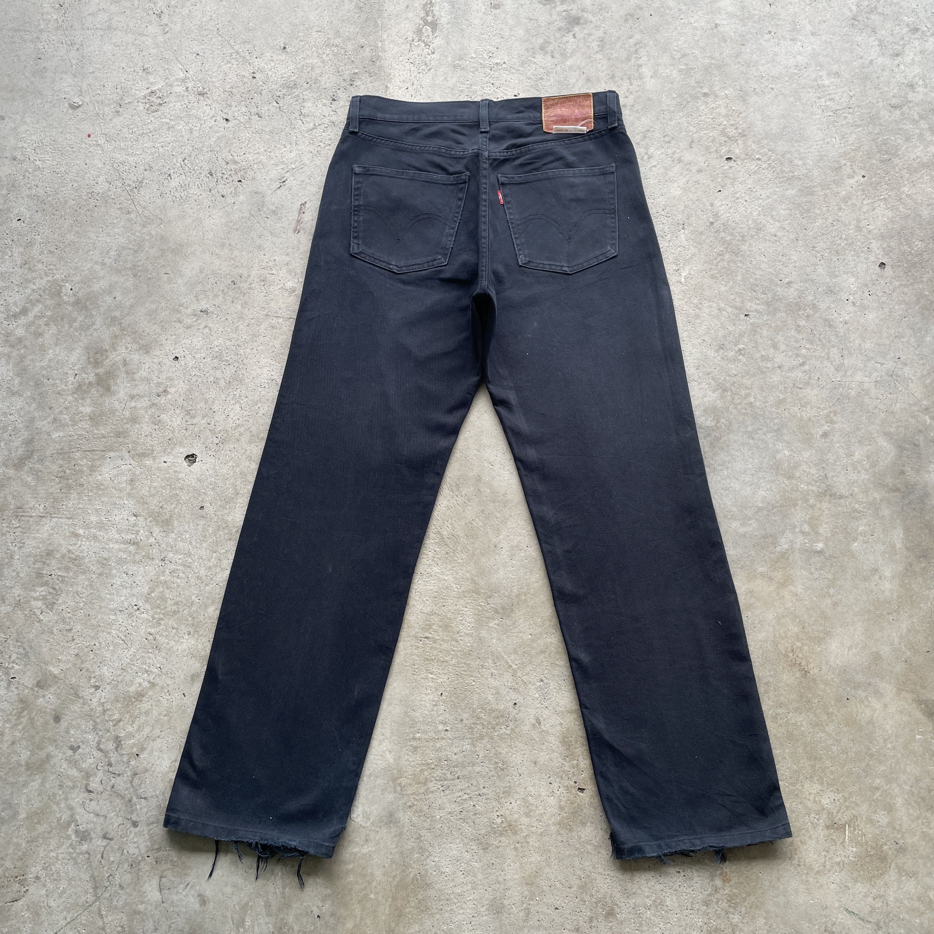Levi's × Vintage VINTAGE LEVI’S 502 FADED DENIM DISTRESSED BLACK JEANS PANTS Size US 32 / EU 48 - 14 Thumbnail