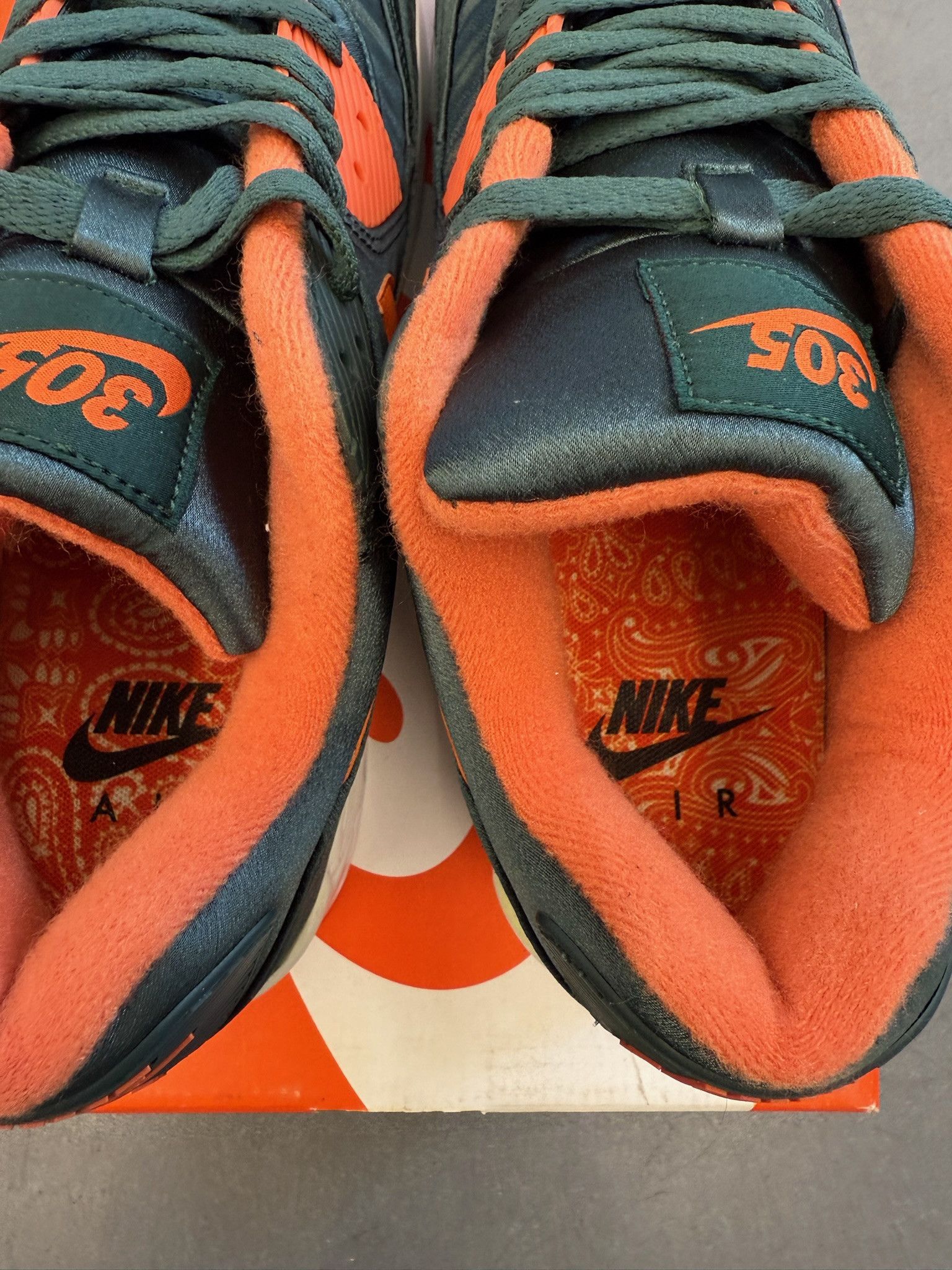 Nike 2020 Unknwn Nike Air Max 90 305 Size US 10.5 / EU 43-44 - 6 Thumbnail