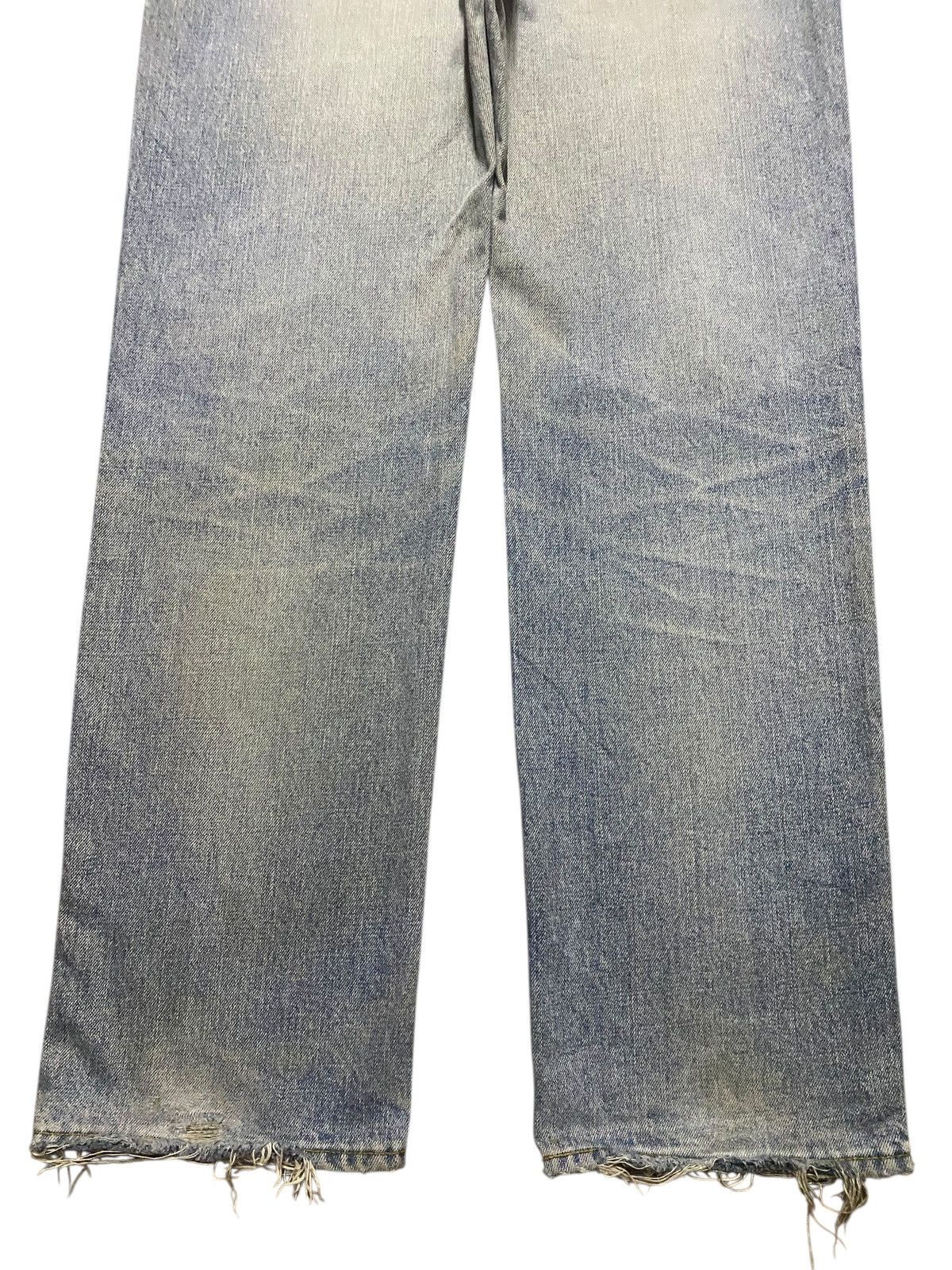 Uniqlo Vintage Japanese Brand Uniqlo Light Wash Loose Jeans Size US 33 - 6 Thumbnail