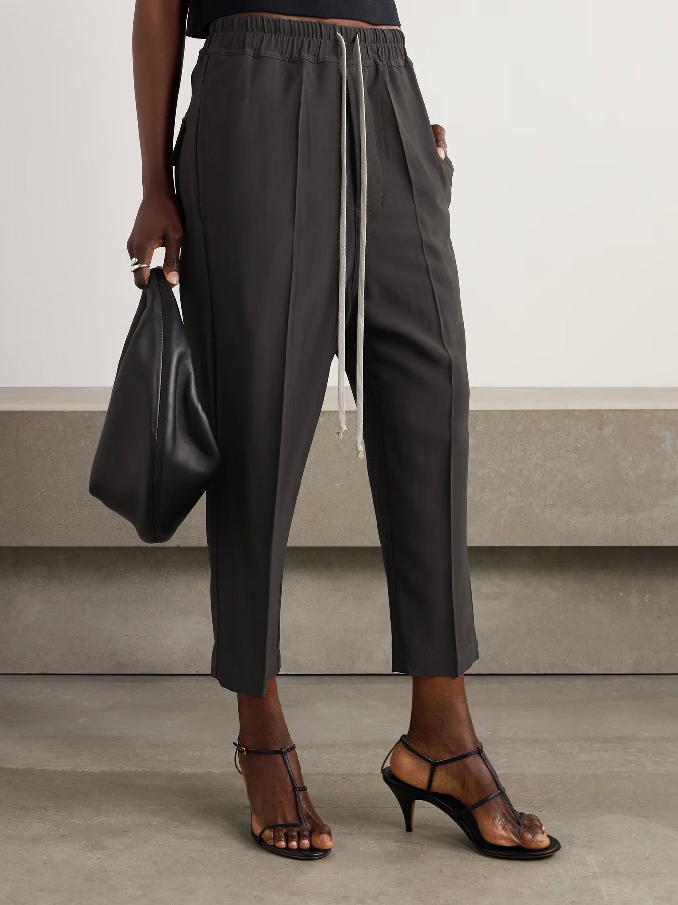 Rick Owens o1y0126 Sweatpant in Dark Gray Size 27" / US 4 / IT 40 - 3 Thumbnail