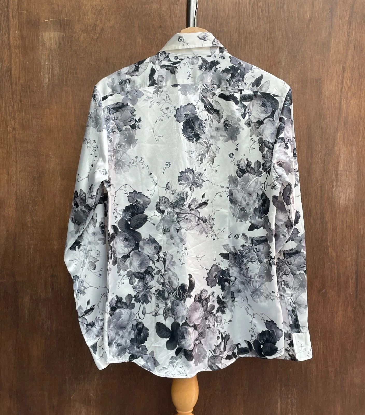 Tornado Mart TORNADO MART Flower OVP Shirt Size US L / EU 52-54 / 3 - 6 Thumbnail