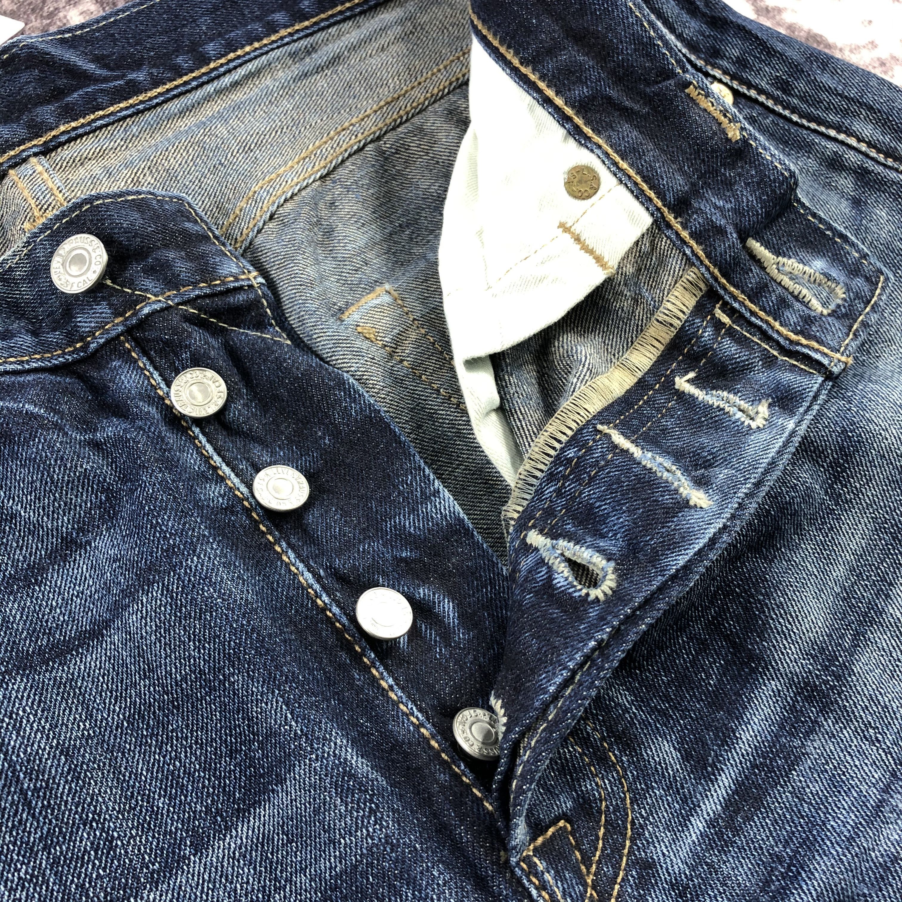 Levi's × Vintage Vintage Blue Wash Levis 501 Jeans-JM2786 Size US 33 - 15 Thumbnail