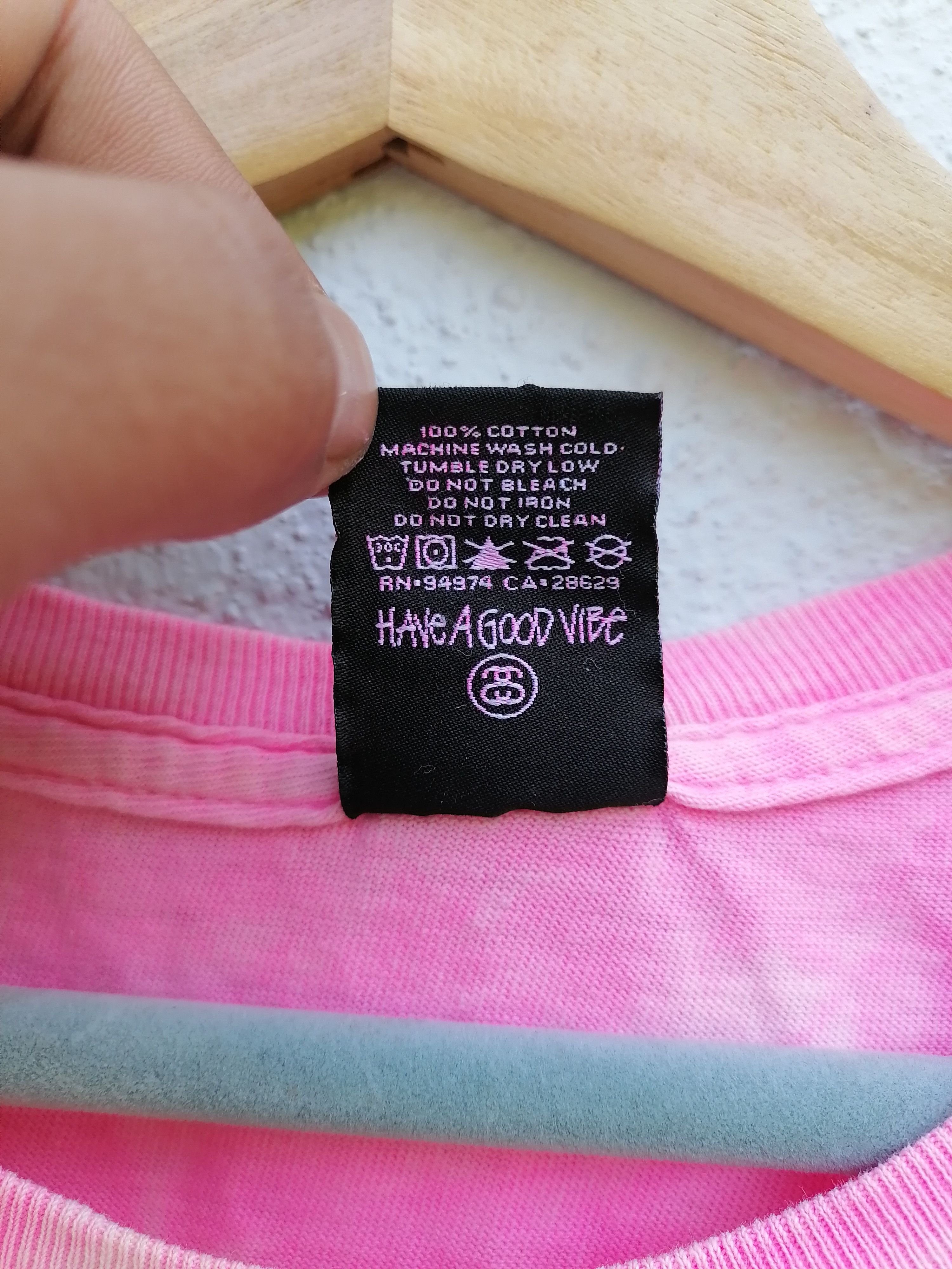 Stussy × Vintage Vintage Stussy Pink Classic College Tie Dye T-shirt Size US S / EU 44-46 / 1 - 6 Thumbnail