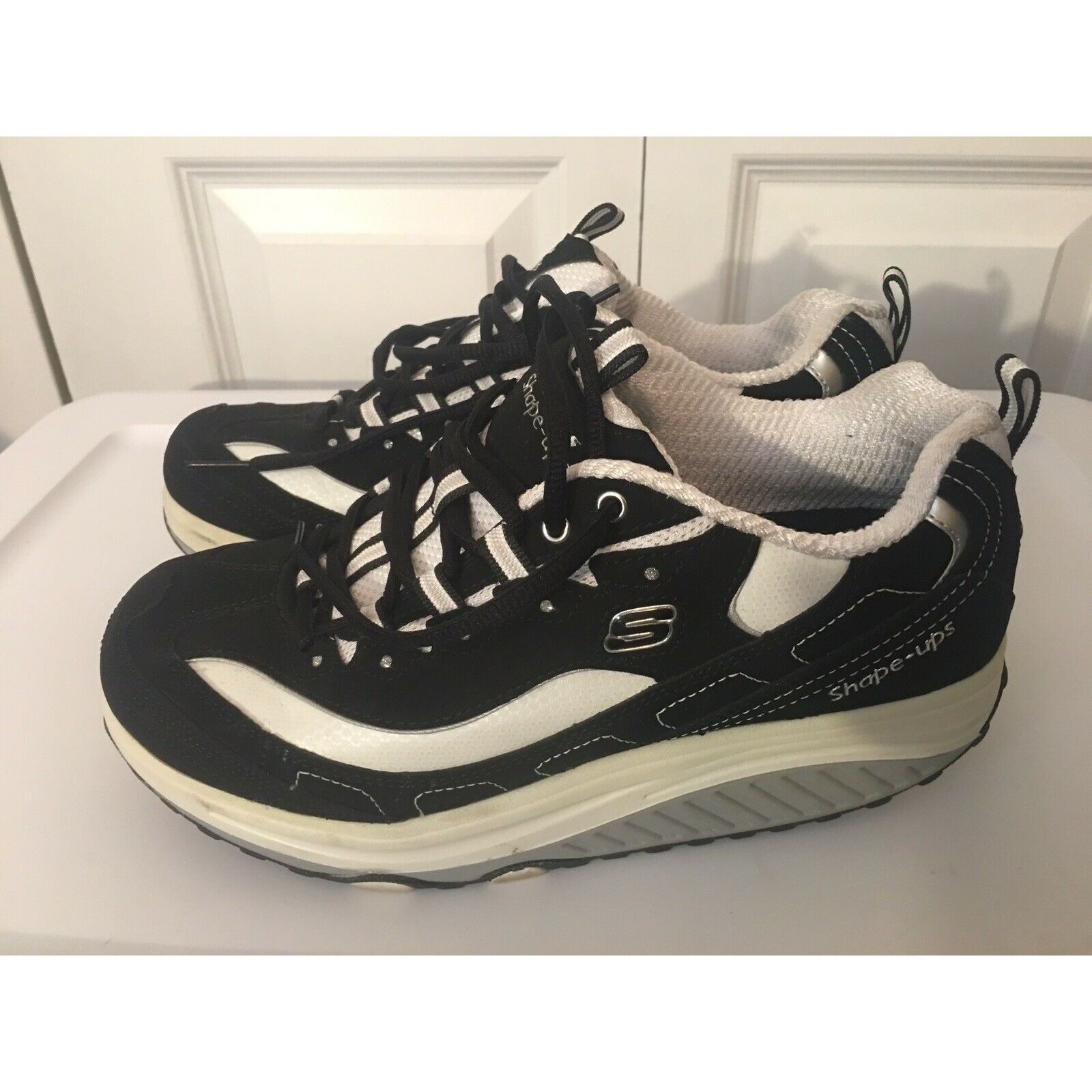 SKECHERS Skechers SHAPE-UPS WORK WALKING SNEAKERS SHOES SIZE US 8.5/U Size US 8.5 / IT 38.5 - 3 Thumbnail