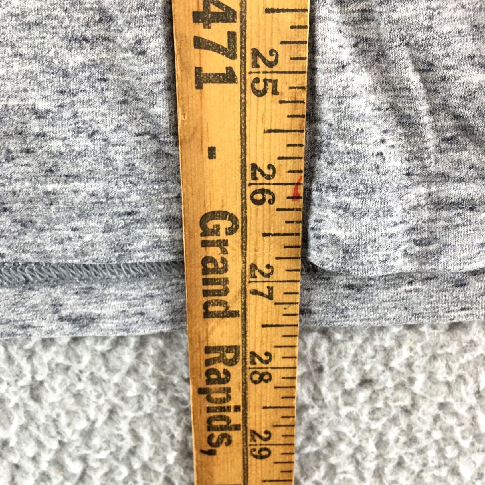 American Eagle Outfitters American Eagle Outfitters Tee Tshirt Mens Medium Flex Grey Short Sleeve Shirt Mens Regular Size M Gray Cotton Blend T-Shirt Classic All Seasons Size US M / EU 48-50 / 2 - 5 Thumbnail
