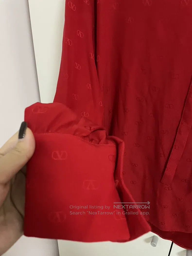 Valentino Valentino Logo silk shirt Size S / US 4 / IT 40 - 2 Thumbnail