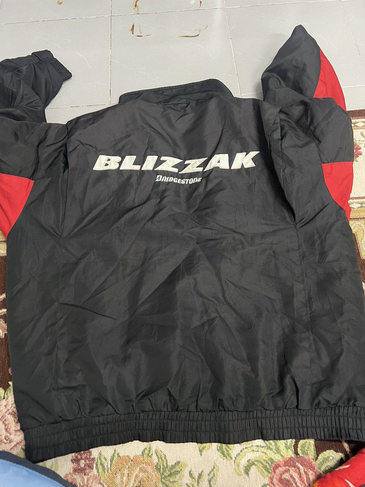 Vintage Vintage Bridgestone Blizzak - Vintage Light Jacket Size US L / EU 52-54 / 3 - 13 Thumbnail