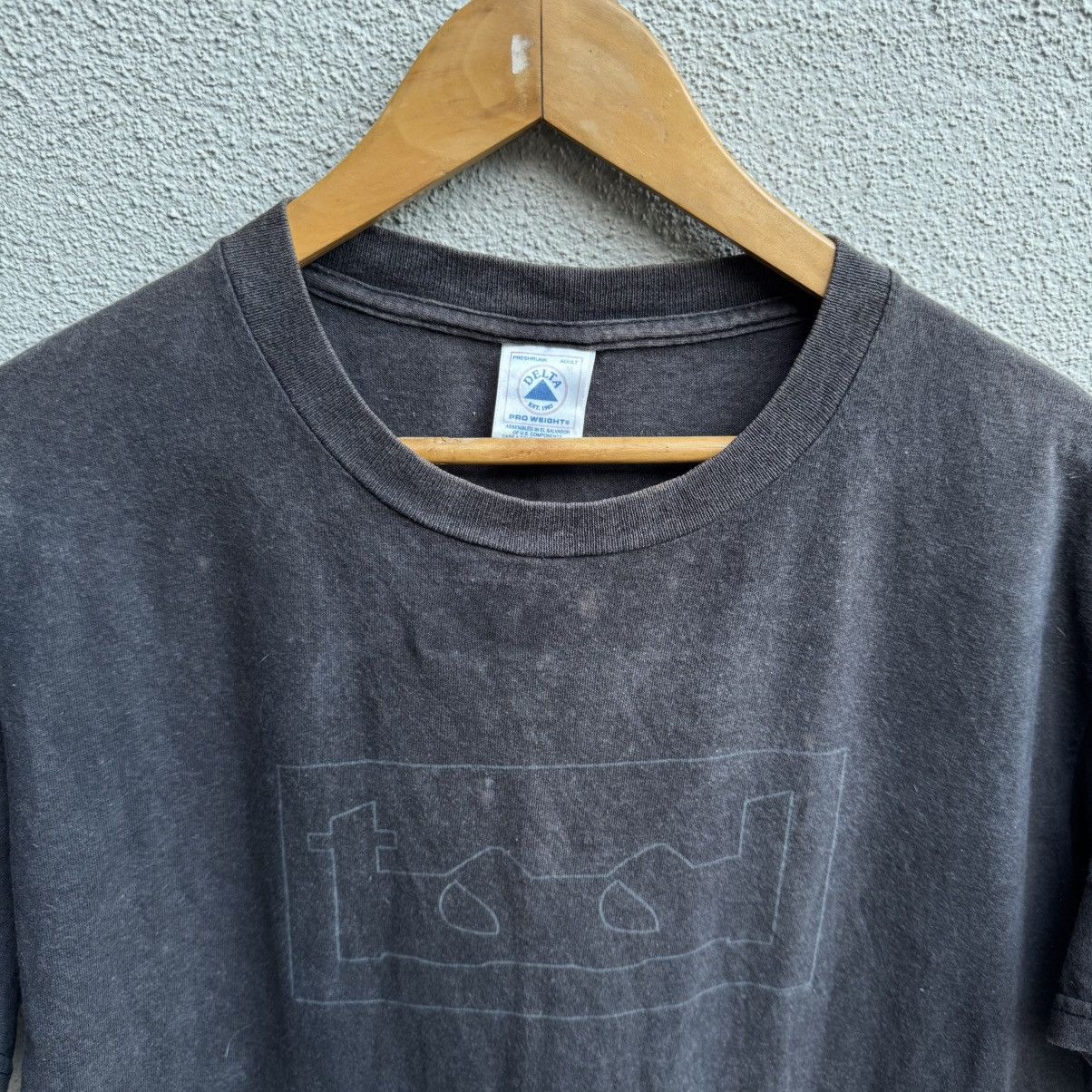 Band Tees Vintage 90s TOOL band tee metal sunfaded Size US L / EU 52-54 / 3 - 4 Thumbnail