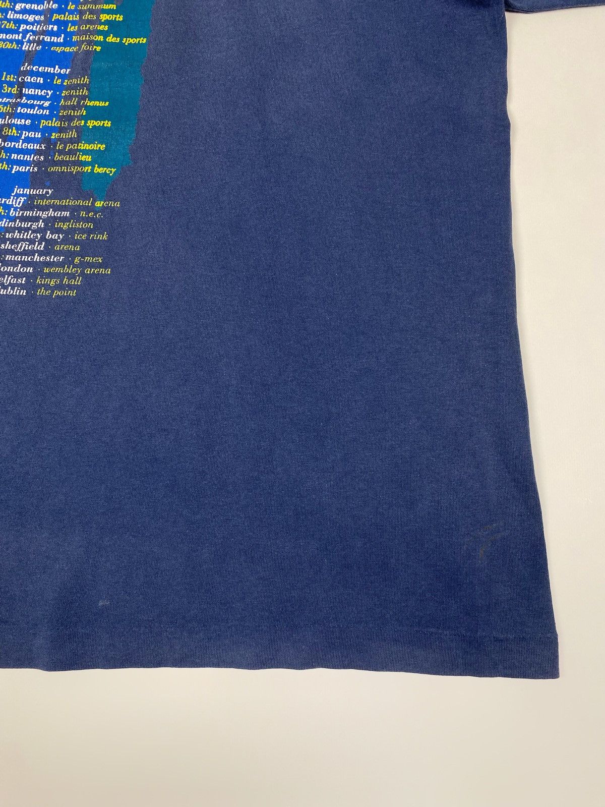 Band Tees 1993 Vintage Thrashed UB40 Promises And Lies World Tour Tee Size US XL / EU 56 / 4 - 12 Thumbnail