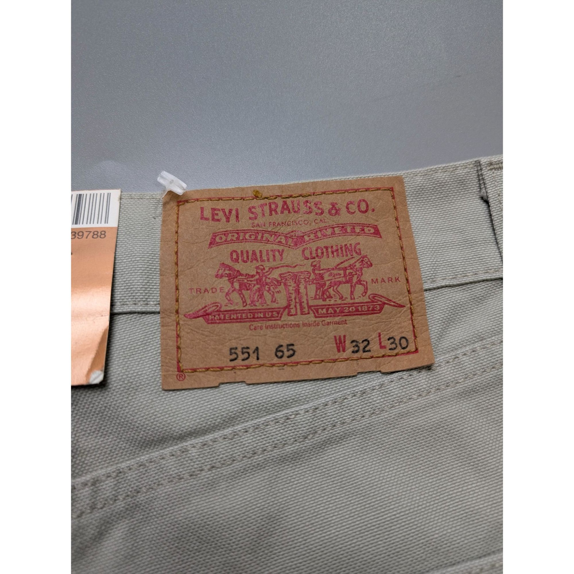 Levi's Vintage Clothing Levi's 551 Vintage Beige Denim Jeans Pants (Y1080) Size US 32 / EU 48 - 12 Thumbnail