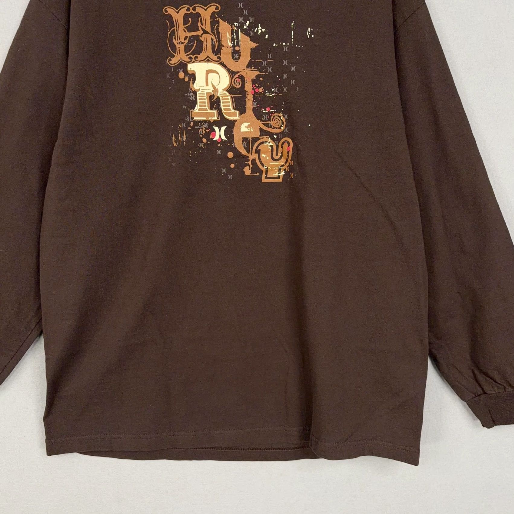 Hurley VINTAGE Hurley Shirt Mens XL Brown Long Sleeve Graphic Skate Surf Cali Logo Shirt XL Brown Graphic 90s Mens Size US XL / EU 56 / 4 - 3 Thumbnail