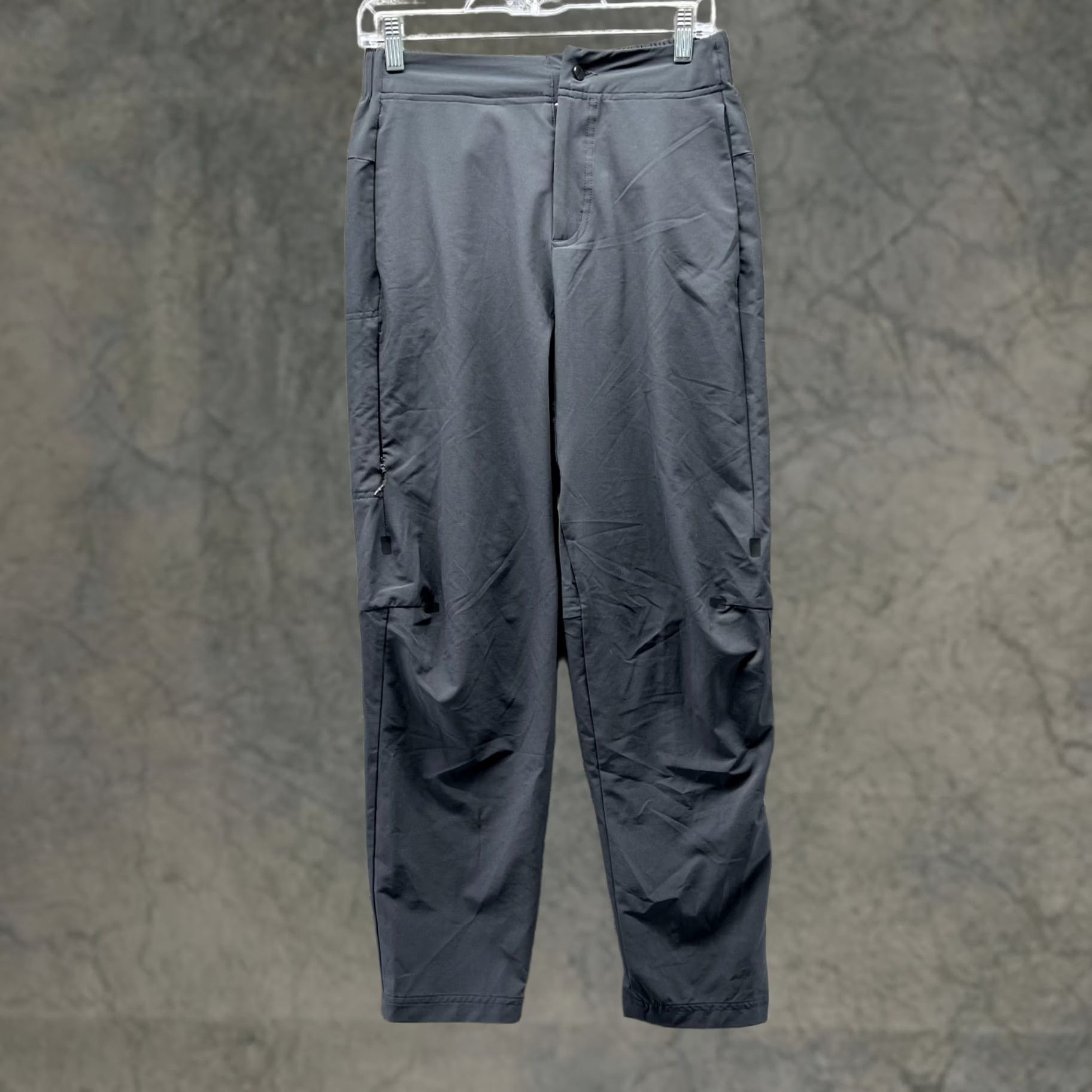 Adidas VINTAGE Adidas Pants Men 34 Gray Athletic Chino Flat Front Golf Golfer Terrex Stretch Regular Front Pocket Pants Mens Size US 34 / EU 50 - 1 Thumbnail