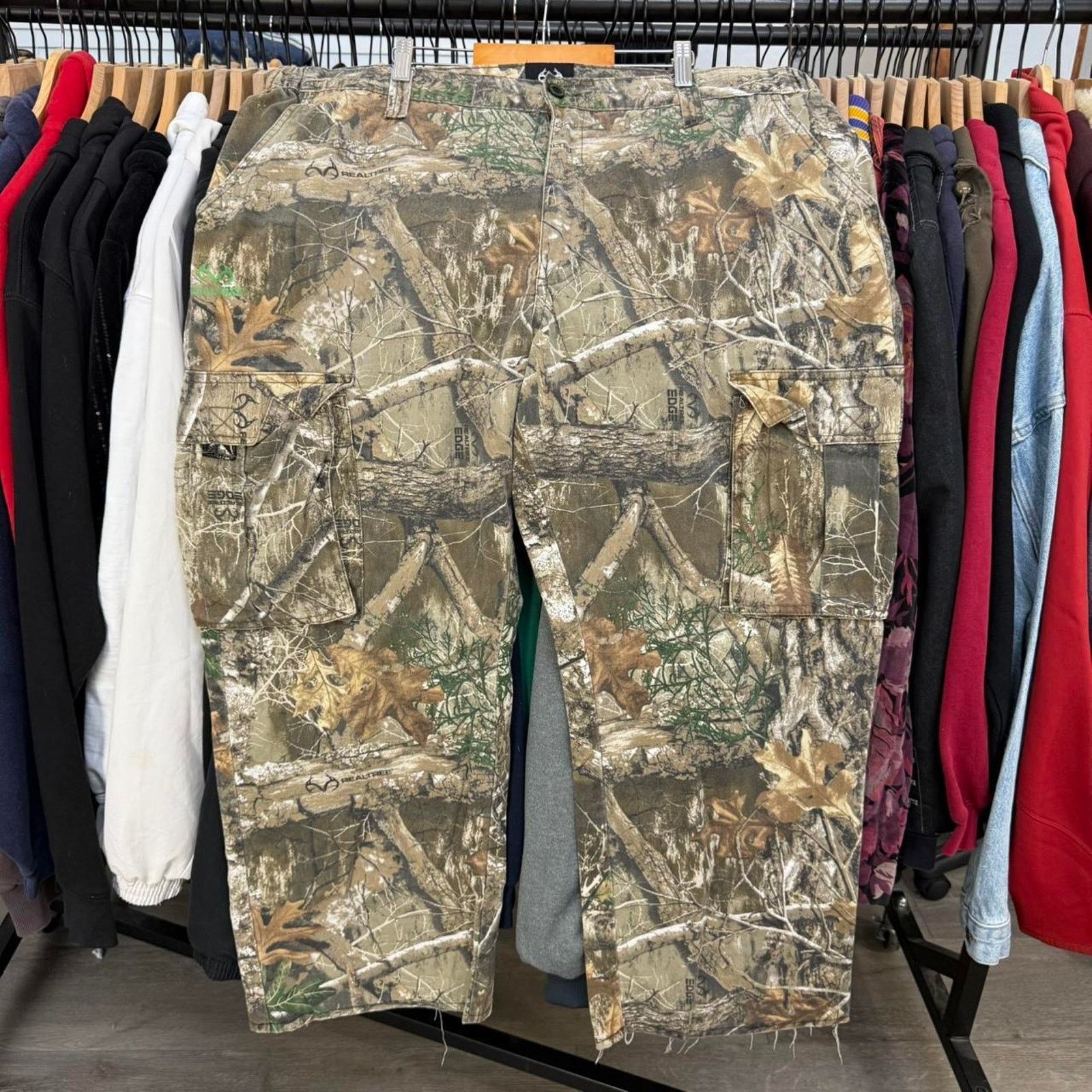 Realtree Vintage Real Tree Baggy Camo Pants With Great Pattern Size US 43 - 1 Thumbnail