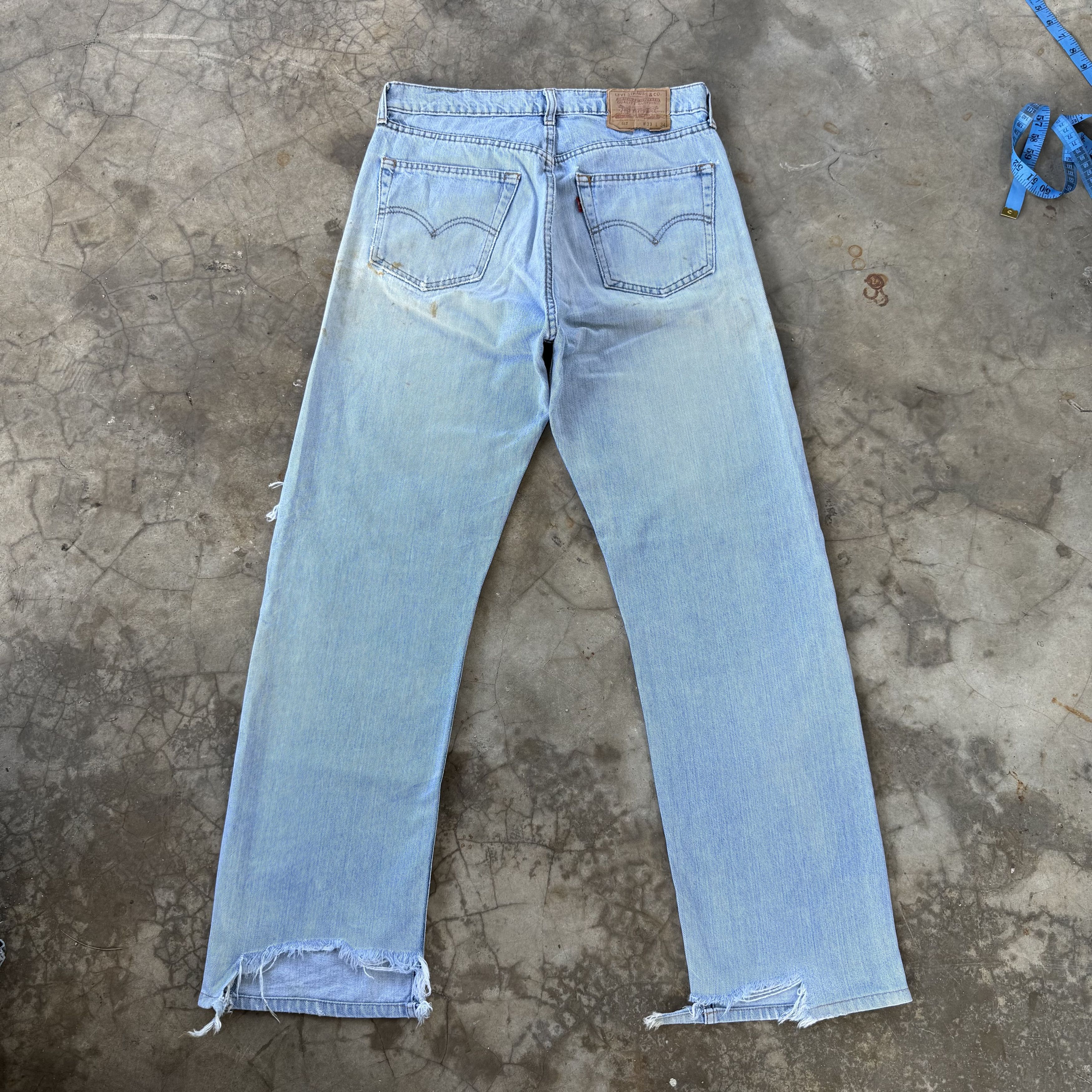 Levi's Vintage Clothing Vintage Levi's 512 Ripped Faded Light Wash Denim Jean W33 Size US 33 - 8 Thumbnail