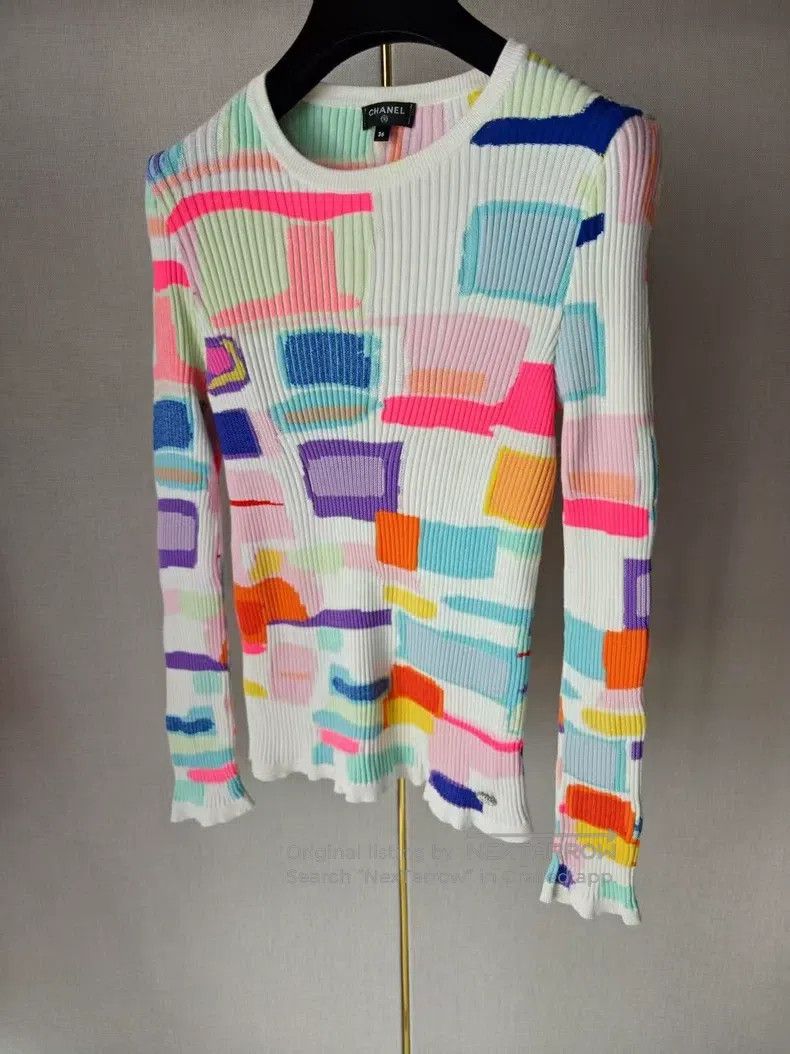 Chanel Chanel Sweater Size XS / US 0-2 / IT 36-38 - 1 Thumbnail
