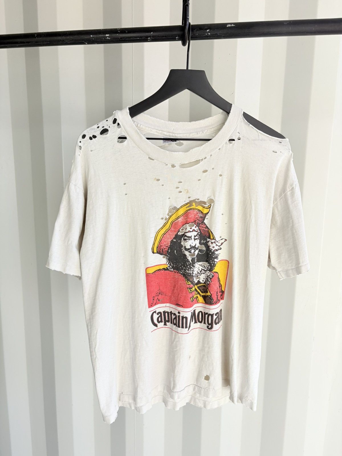 Thrashed Captain Morgan Faded Shirt Distressed ERD Grunge
