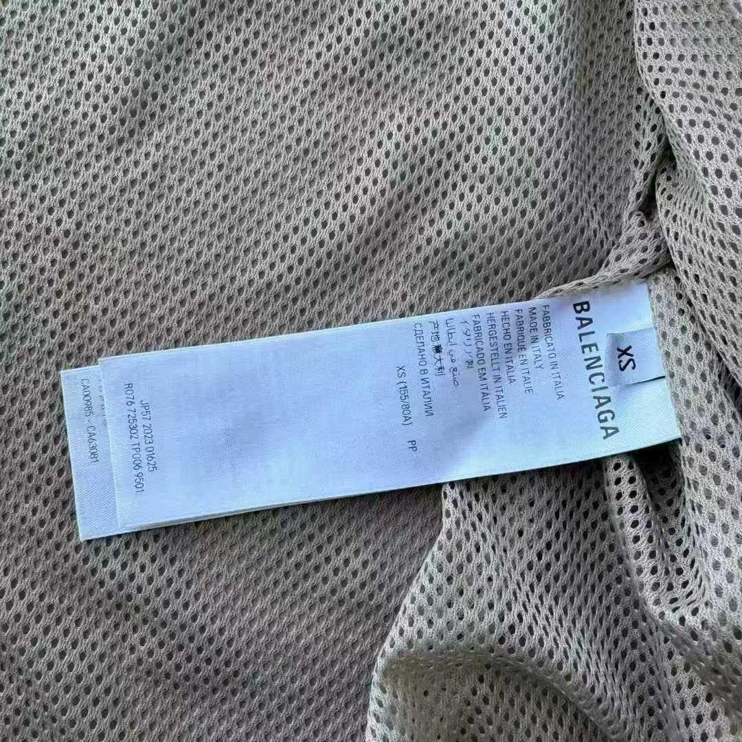 Balenciaga Balenciaga FW23 Off-White Jacket XS Size US XS / EU 42 / 0 - 7 Thumbnail