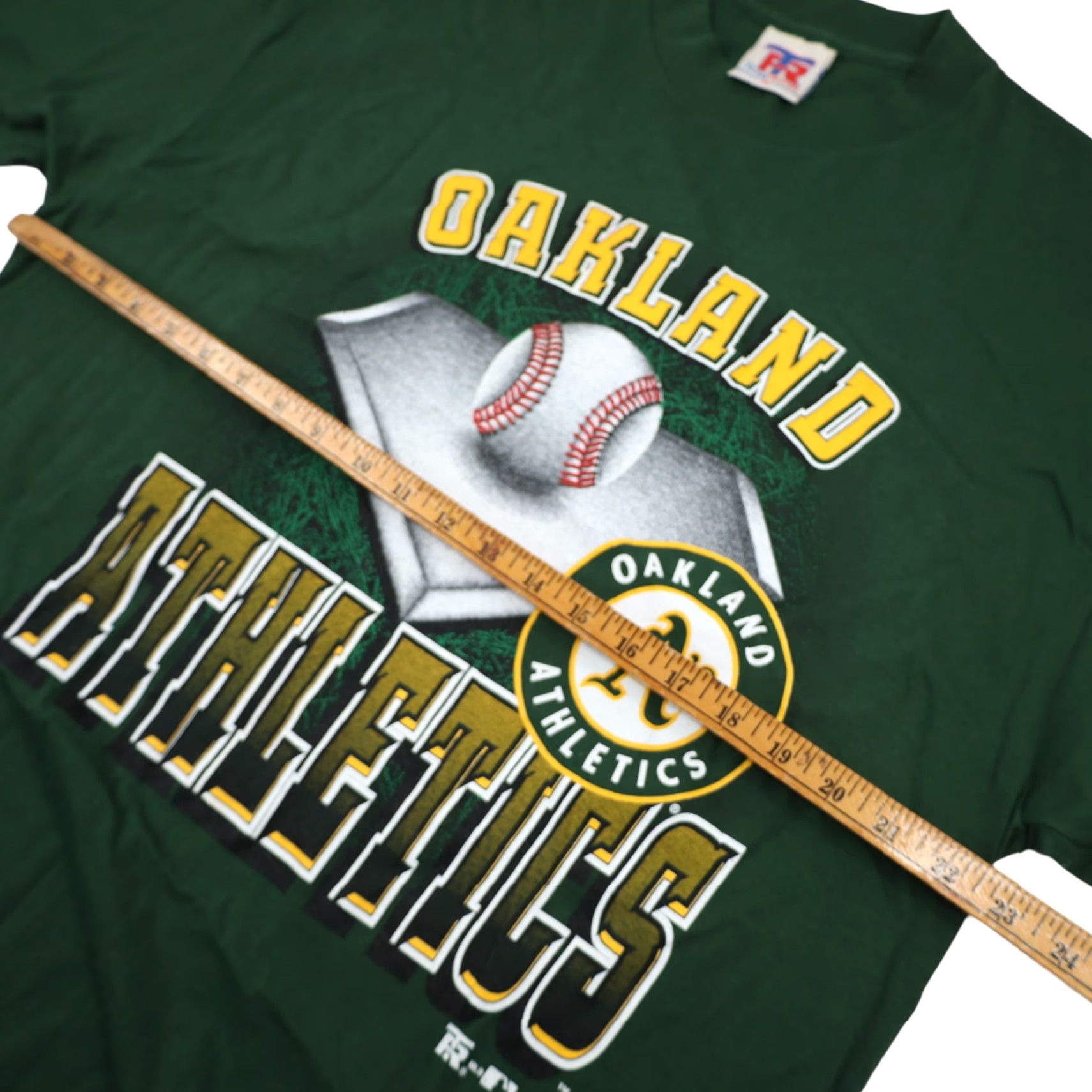 Vintage VINTAGE Oakland Athletics Mens XL T-Shirt Green Graphic Size US XL / EU 56 / 4 - 7 Thumbnail