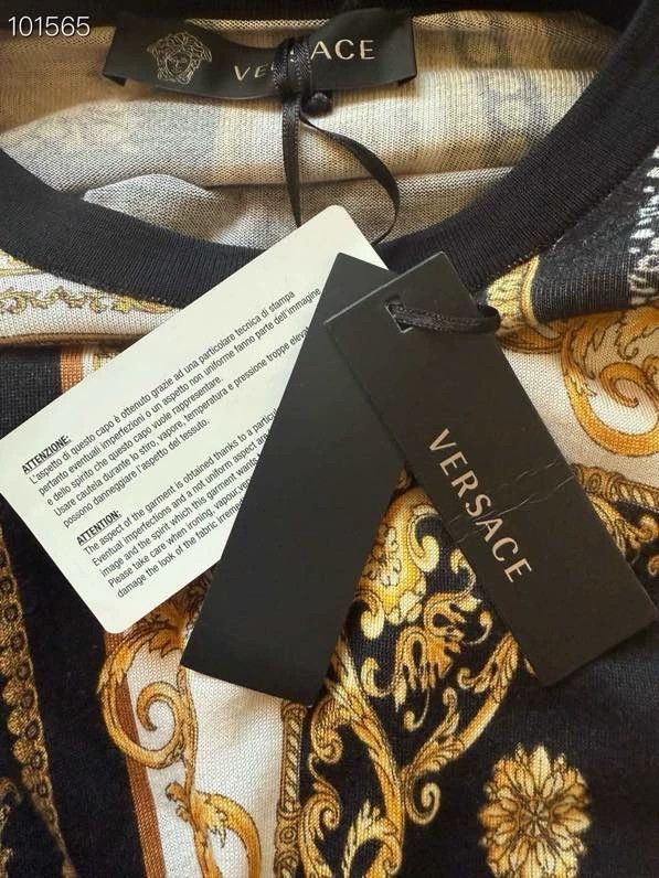 Versace Versace Stitched Medusa gold chain mulberry silk knit Size US L / EU 52-54 / 3 - 4 Thumbnail