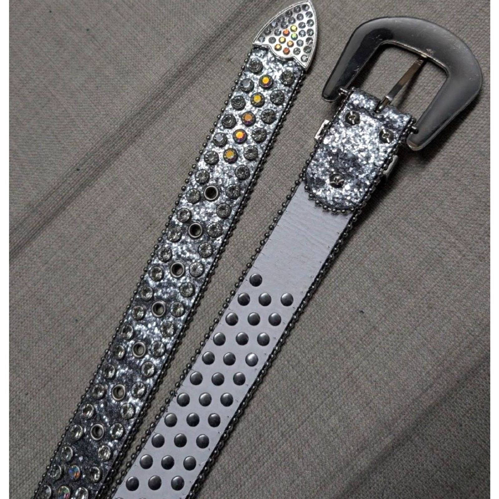 Vintage VINTAGE belt WESTERN 32 rhinestone studded silver leather 90s Cowboy rodeo Womens Size ONE SIZE - 5 Thumbnail